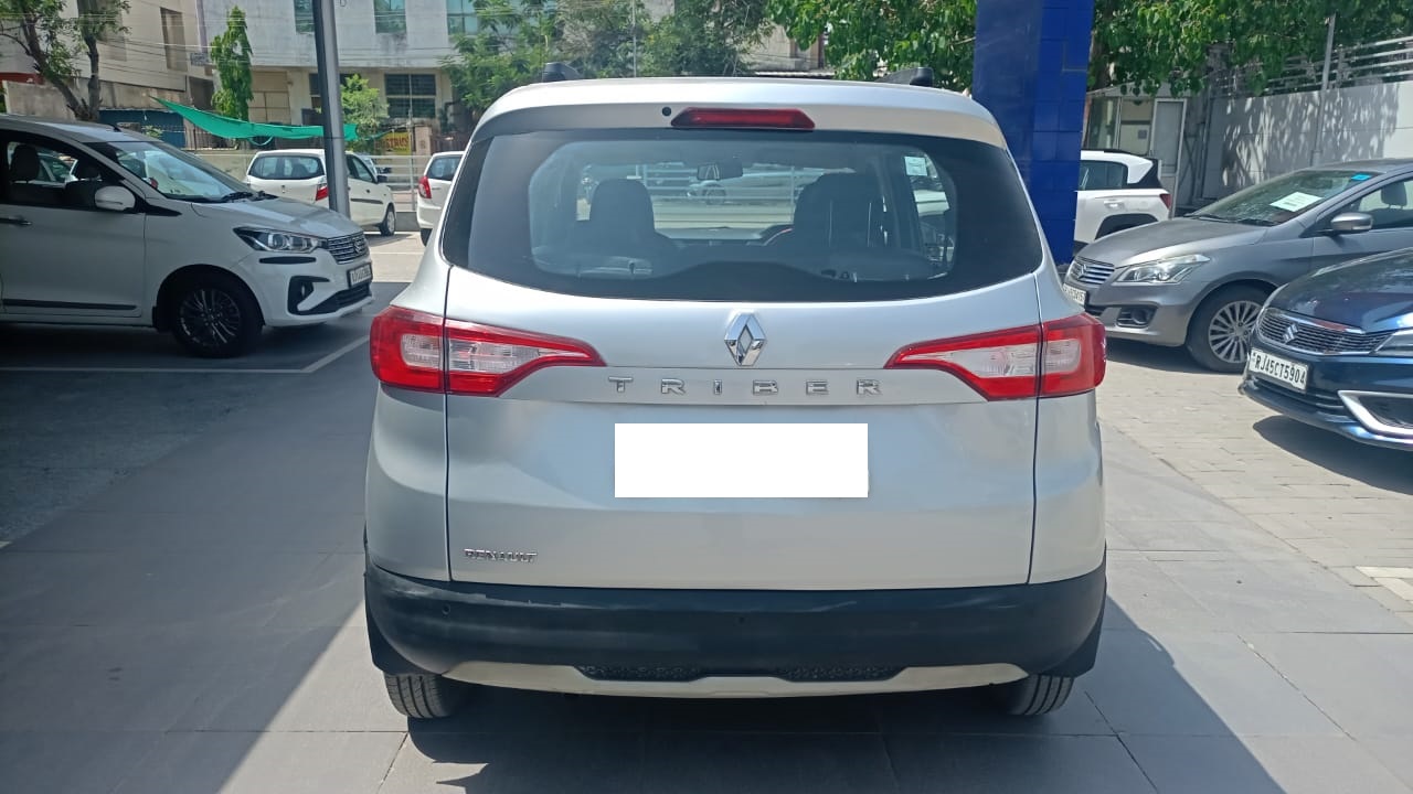 Renault Triber RXT MT
