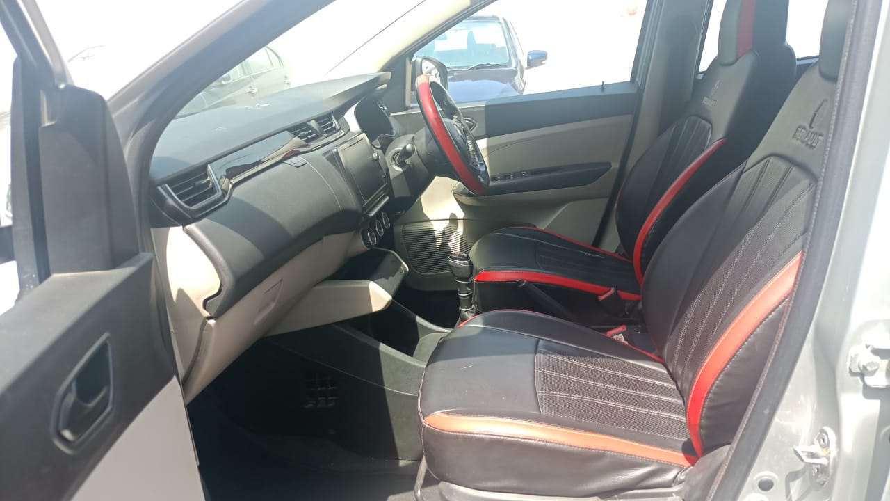 Renault Triber RXT MT