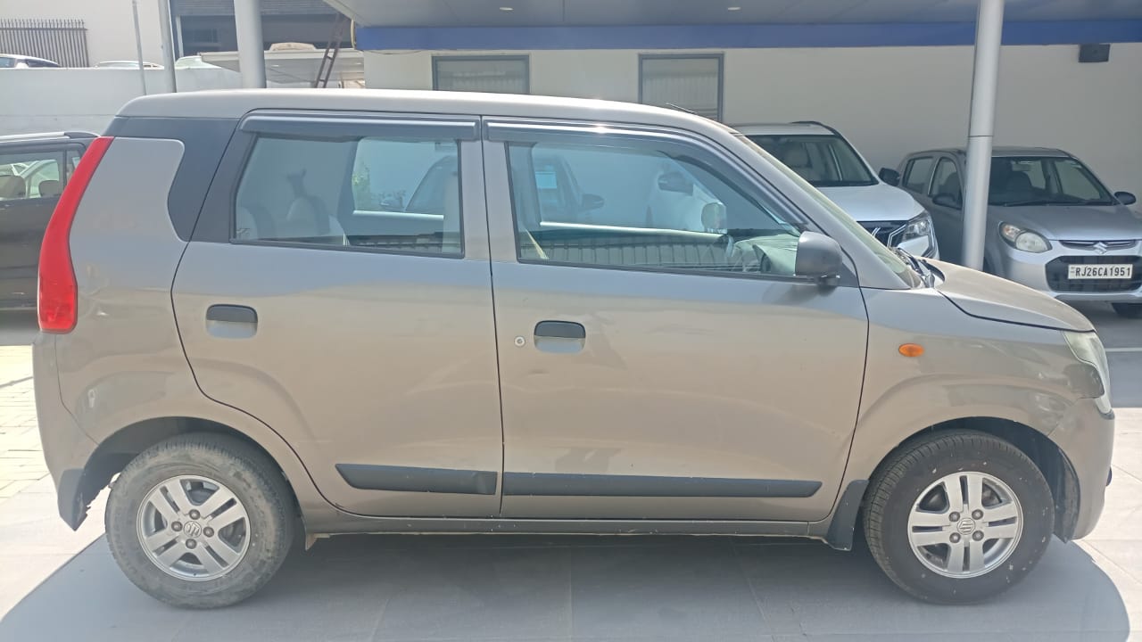 Maruti Suzuki Wagon R LXI CNG