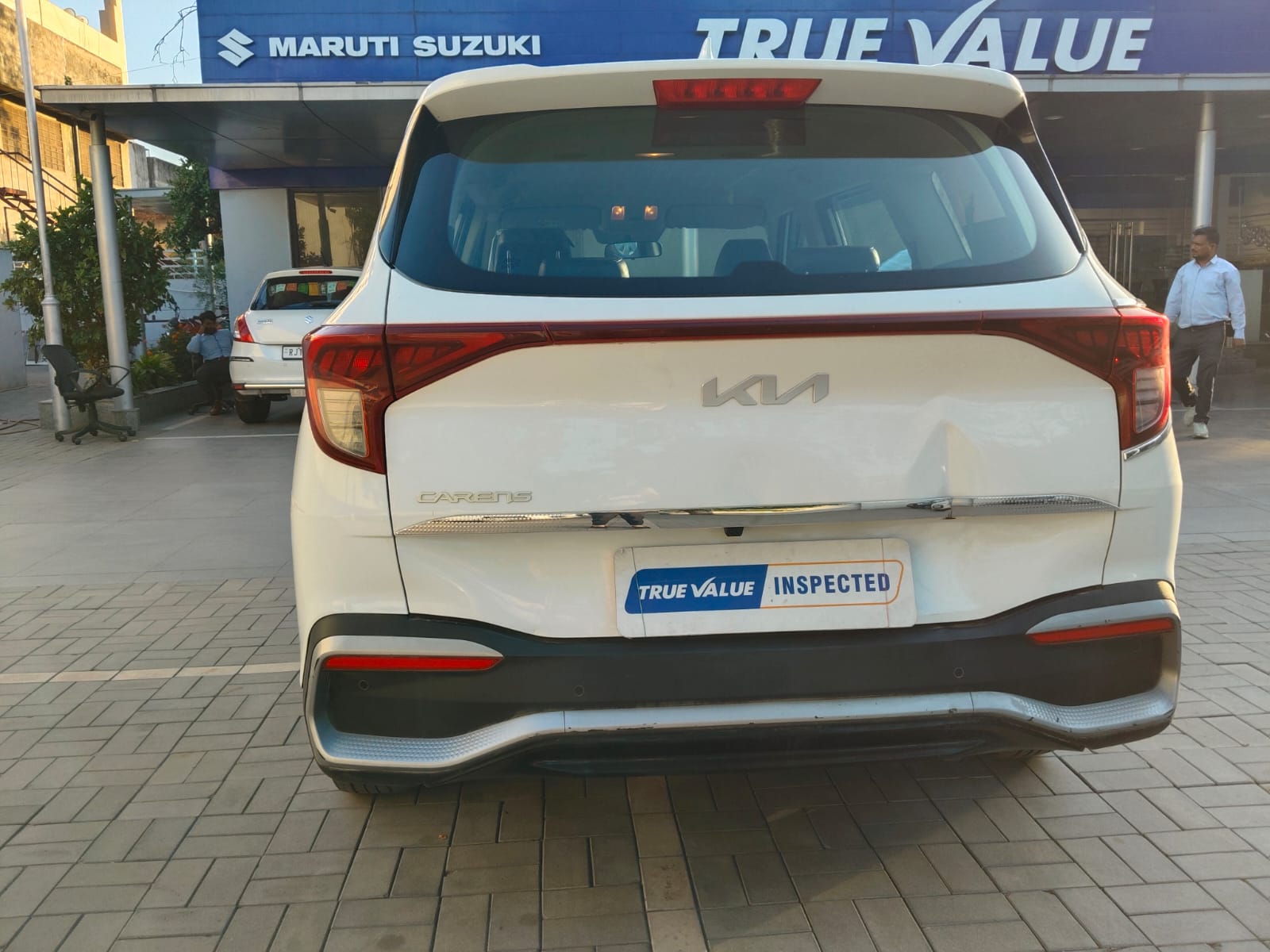 Kia Carens G MT