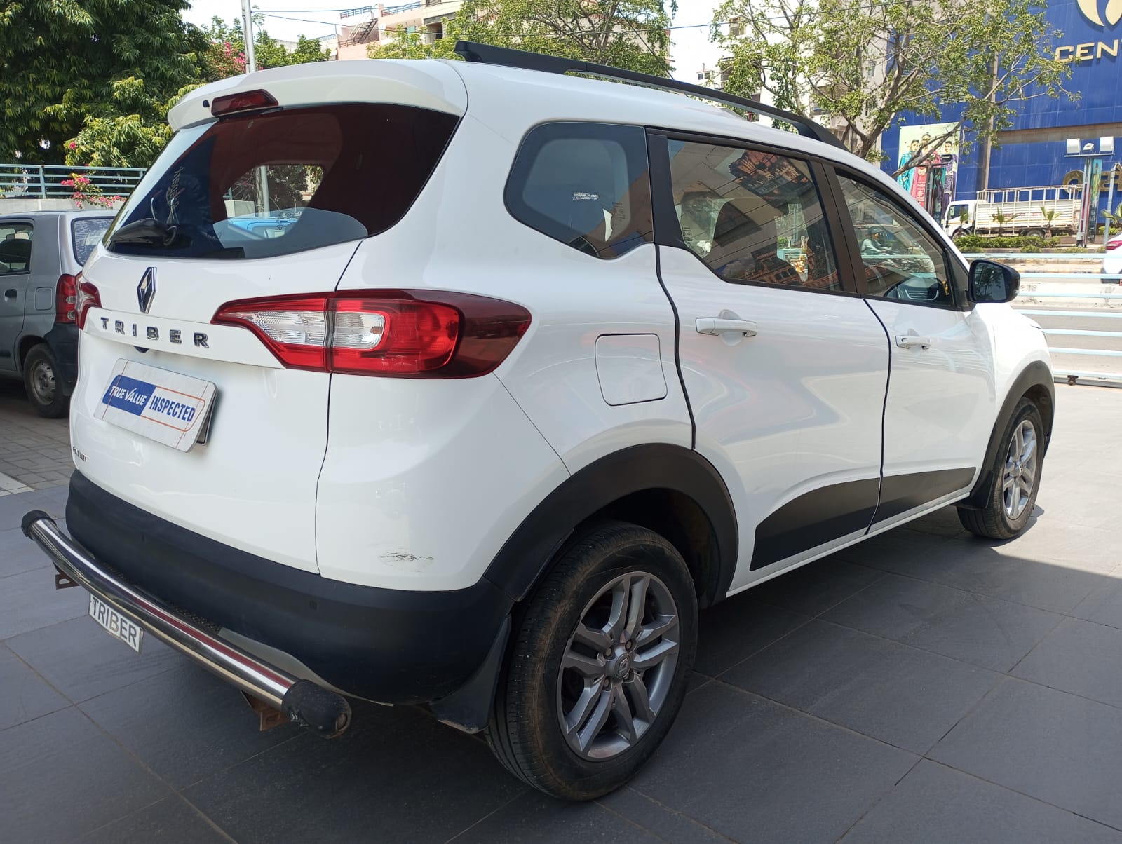 Renault Triber RXT MT