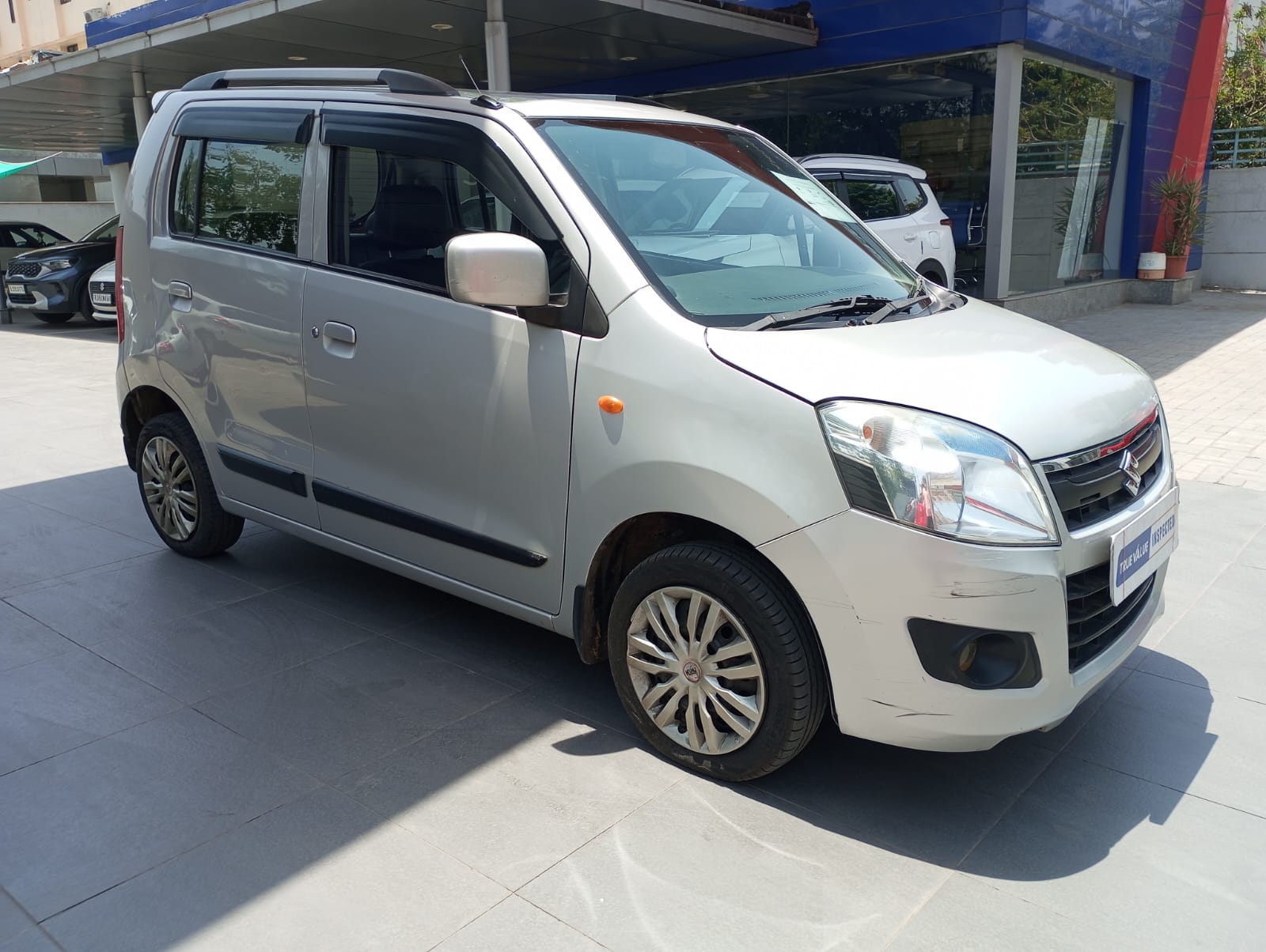 Maruti Suzuki Wagon R VXI AMT