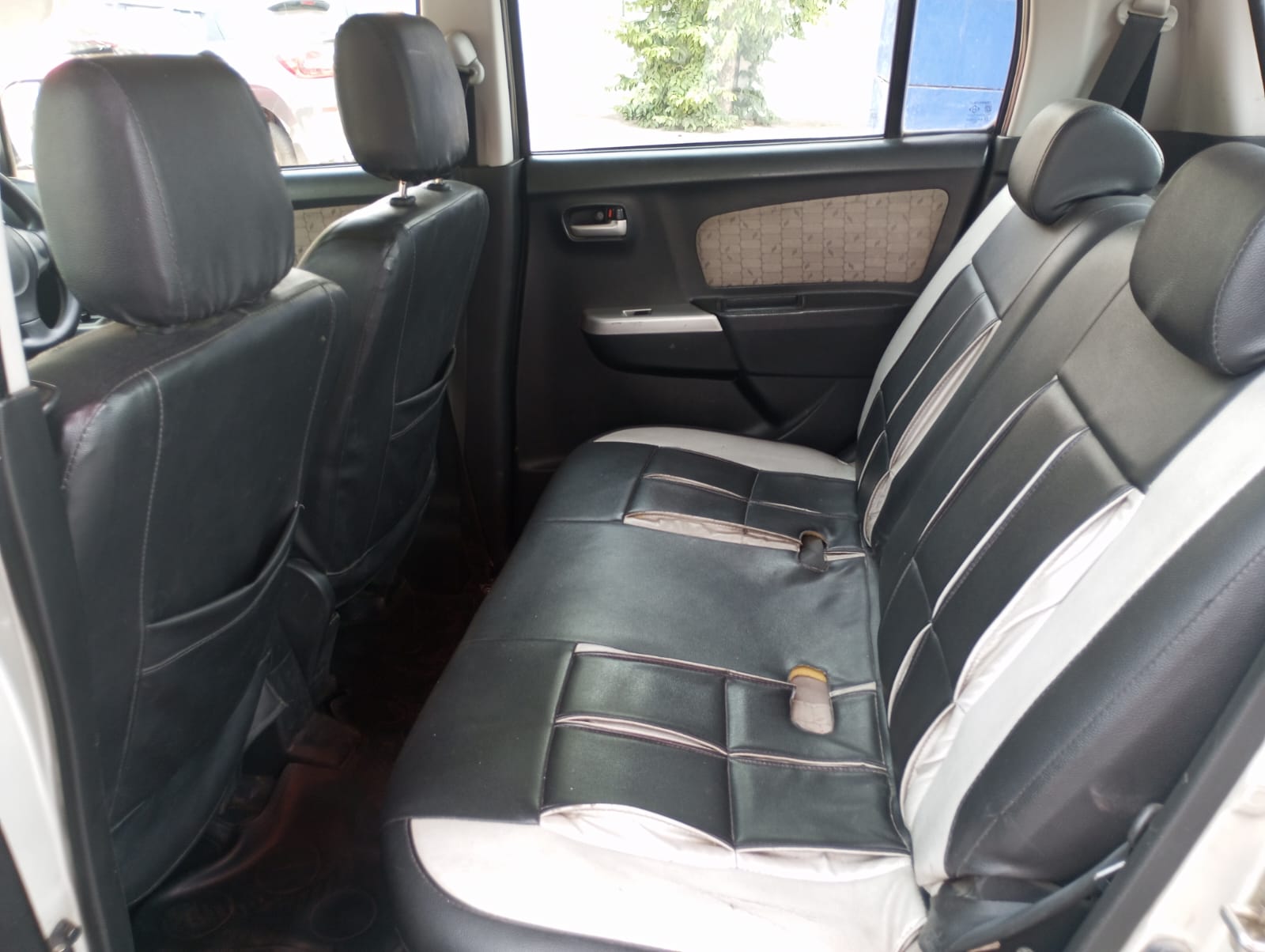 Maruti Suzuki Wagon R VXI AMT