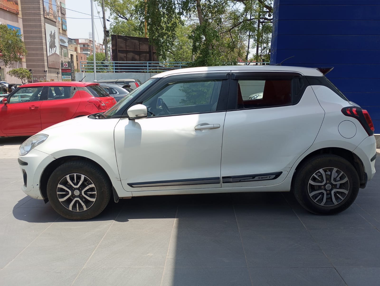Maruti Suzuki Swift VXI