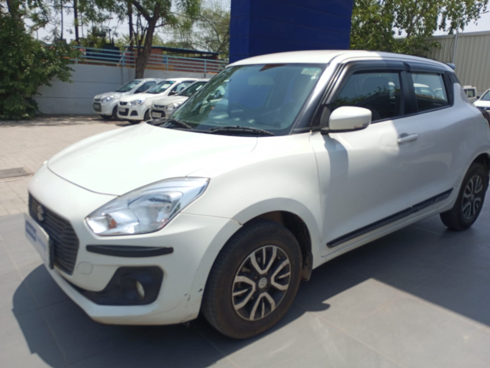 Maruti Suzuki Swift VXI