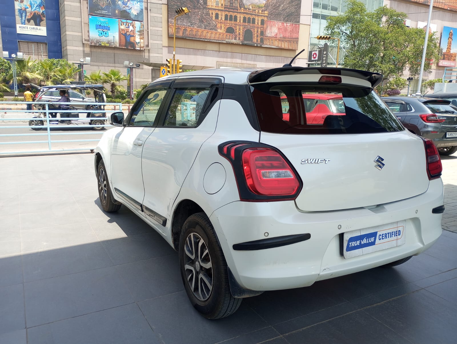 Maruti Suzuki Swift VXI