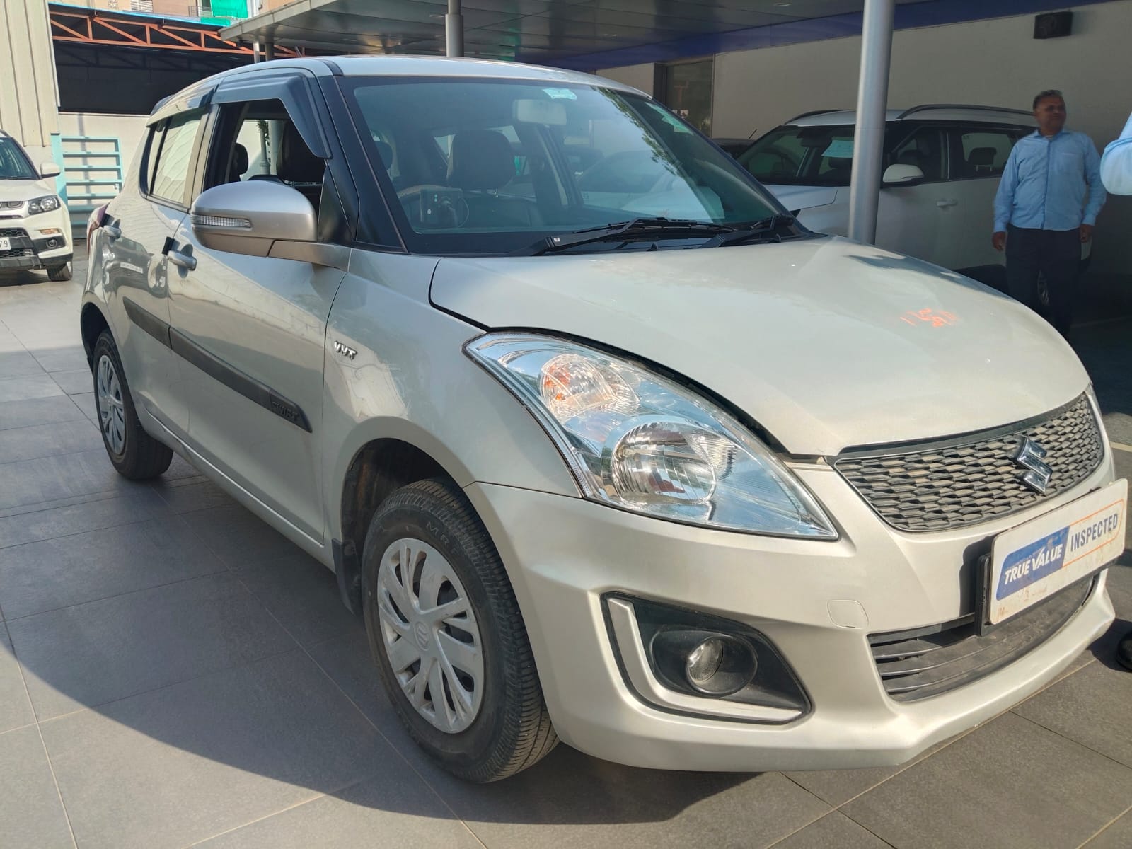 Maruti Suzuki Swift vxi