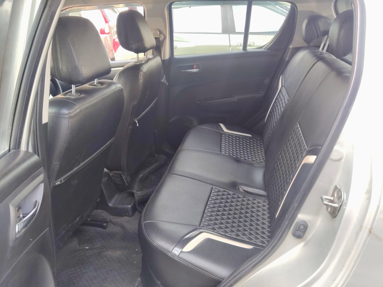 Maruti Suzuki Swift vxi