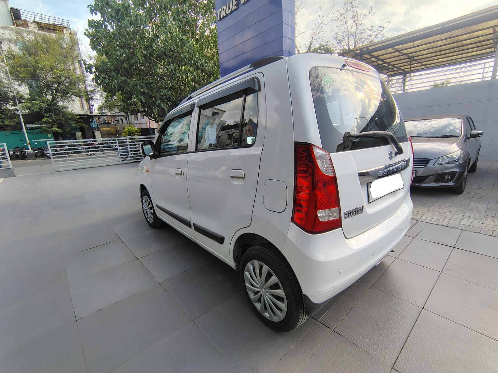 Maruti Suzuki Wagon R VXI