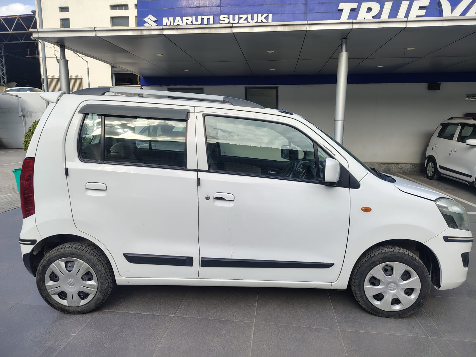 Maruti Suzuki Wagon R VXI