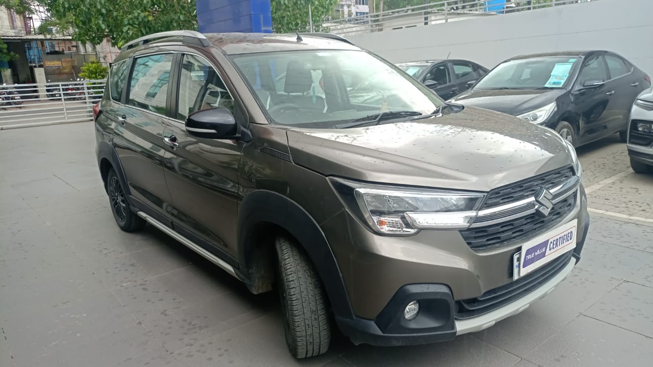 Maruti Suzuki XL6 Zeta