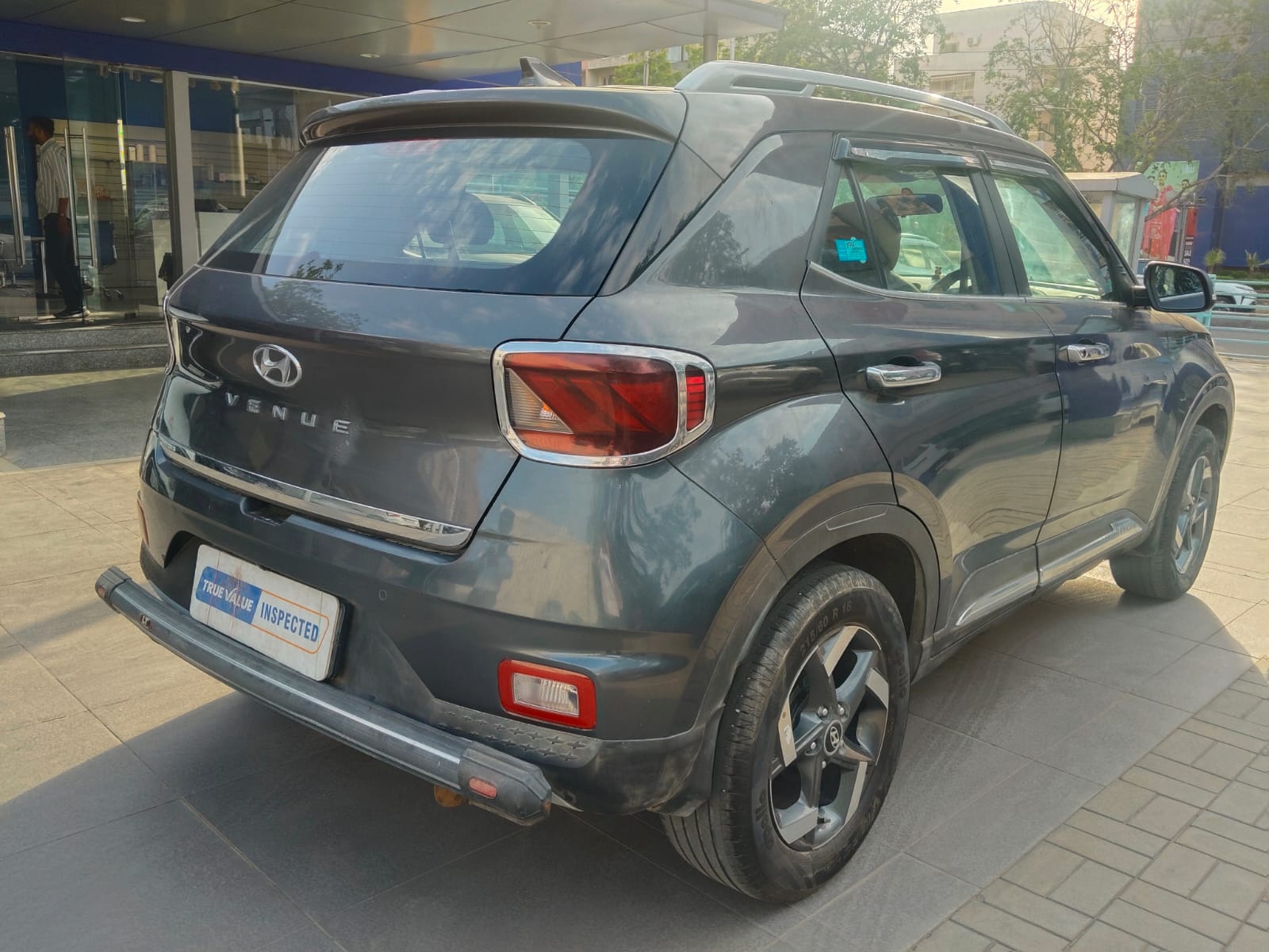 Hyundai Venue S+