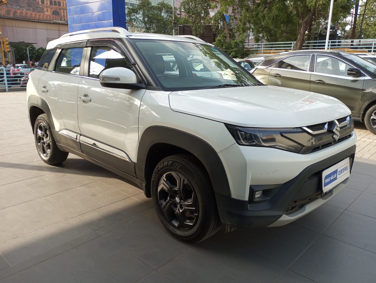 Maruti Suzuki Brezza Smart Hybrid zxi o
