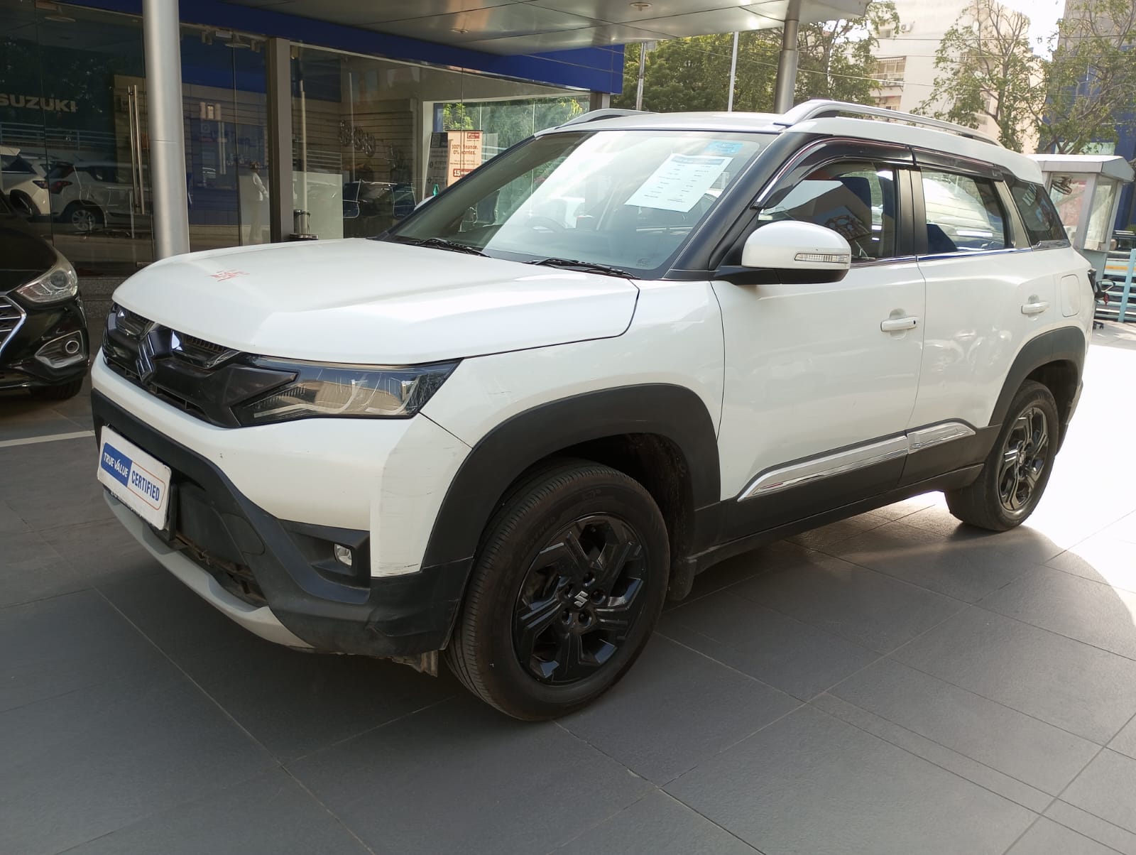 Maruti Suzuki Brezza Smart Hybrid zxi o