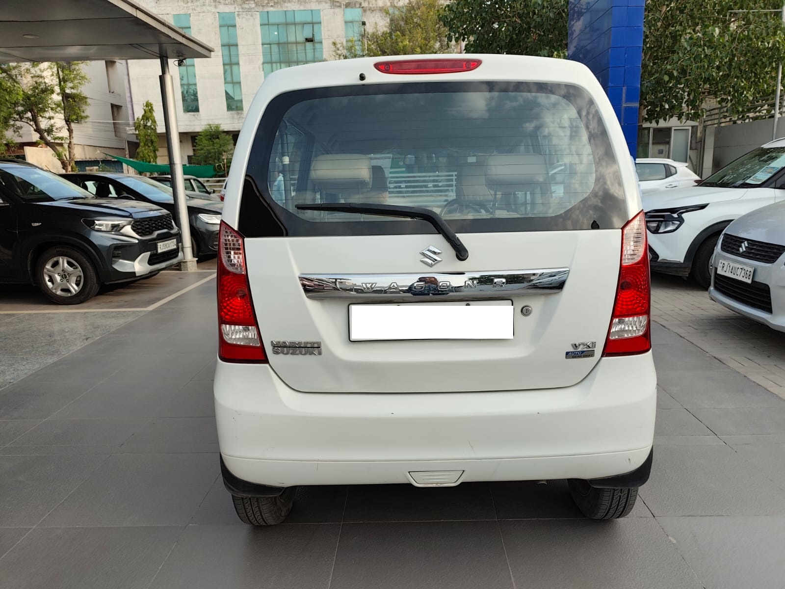 Maruti Suzuki Wagon R VXI AMT