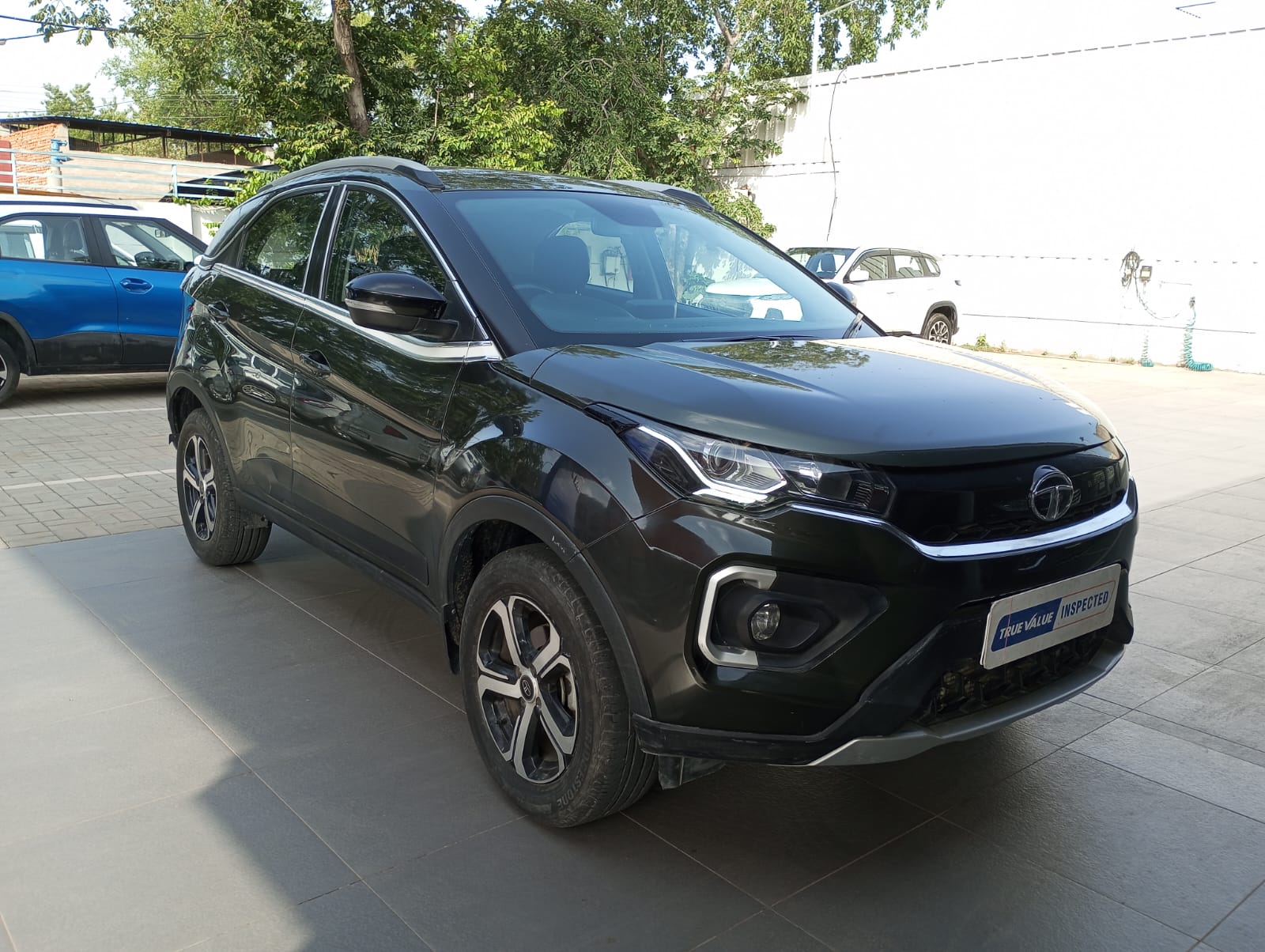 Tata Nexon xz+ s