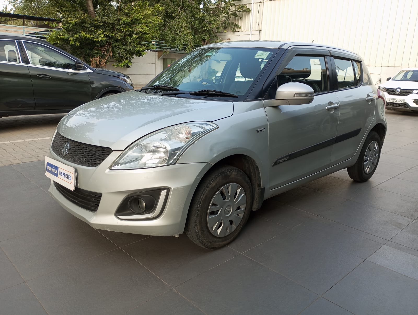 Maruti Suzuki Swift vxi