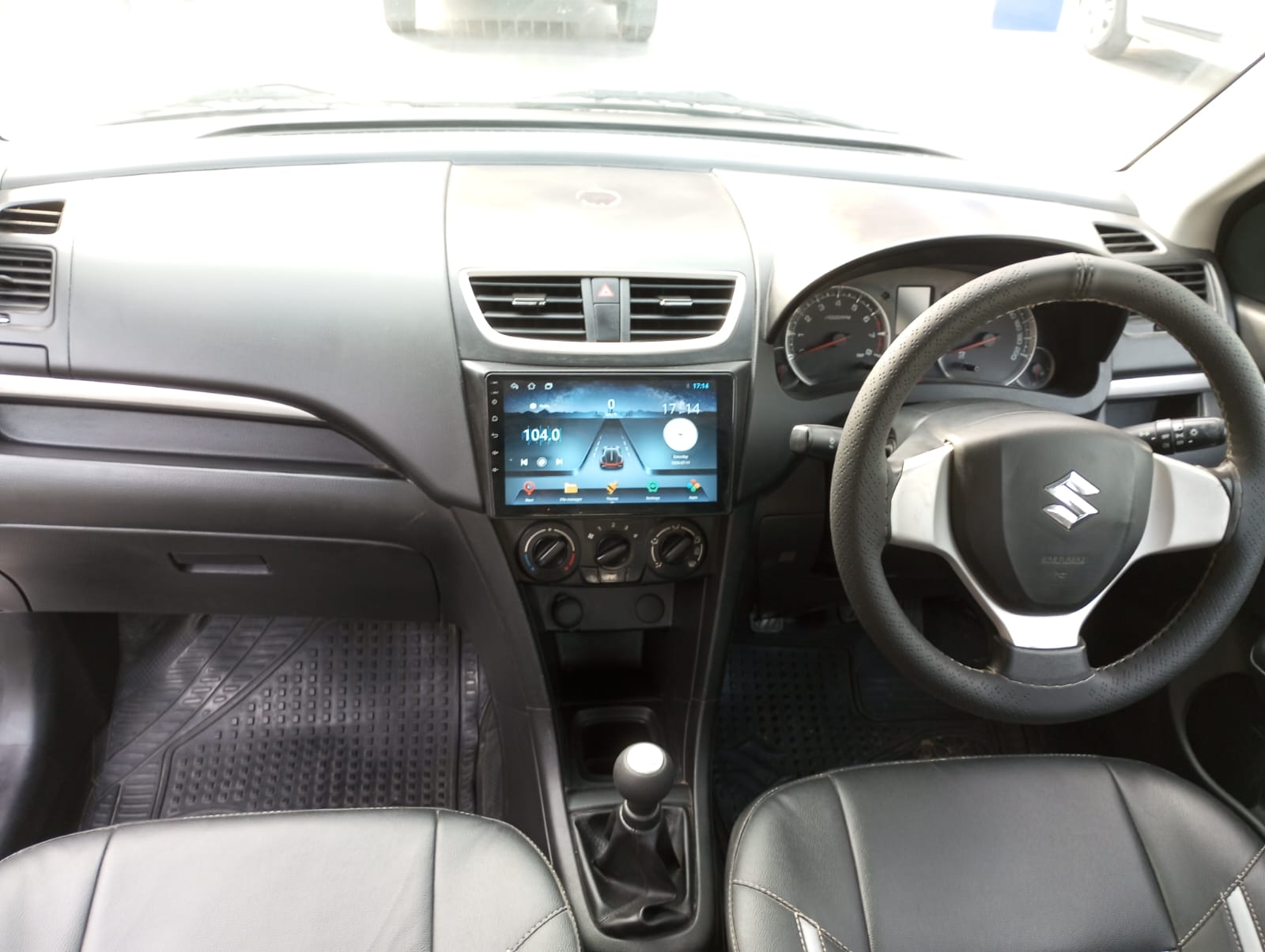 Maruti Suzuki Swift vxi
