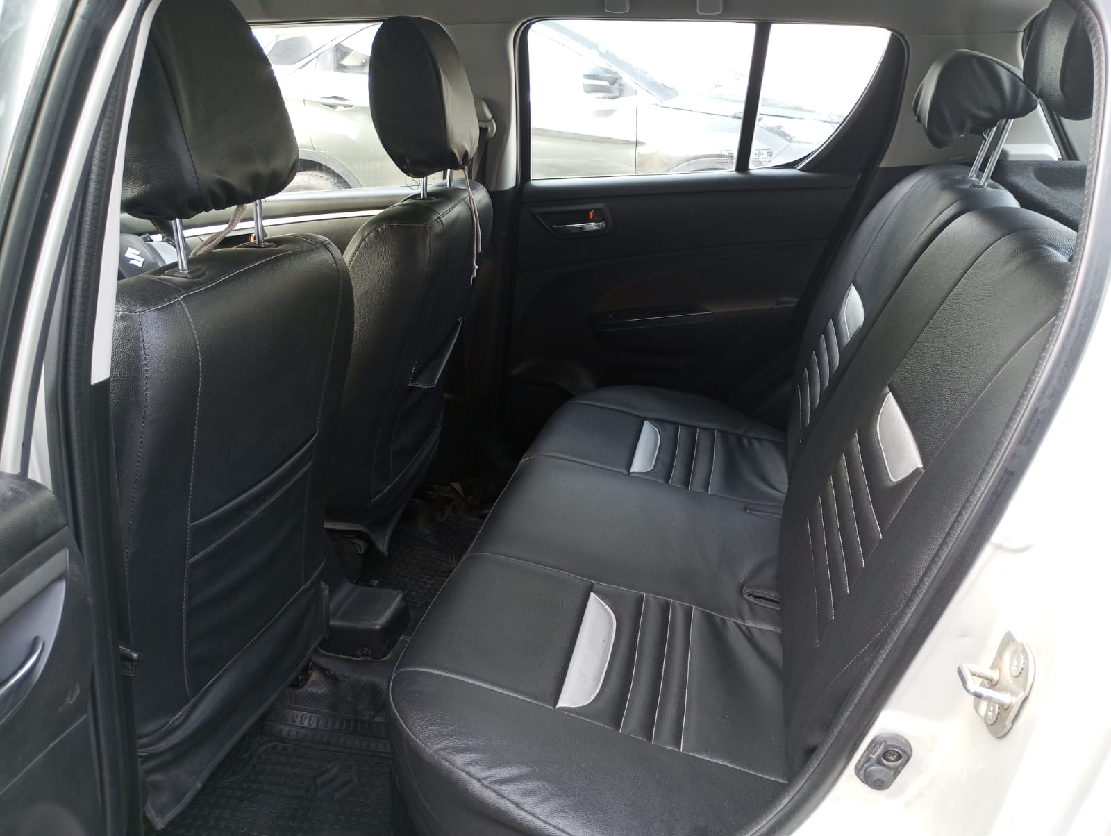 Maruti Suzuki Swift vxi