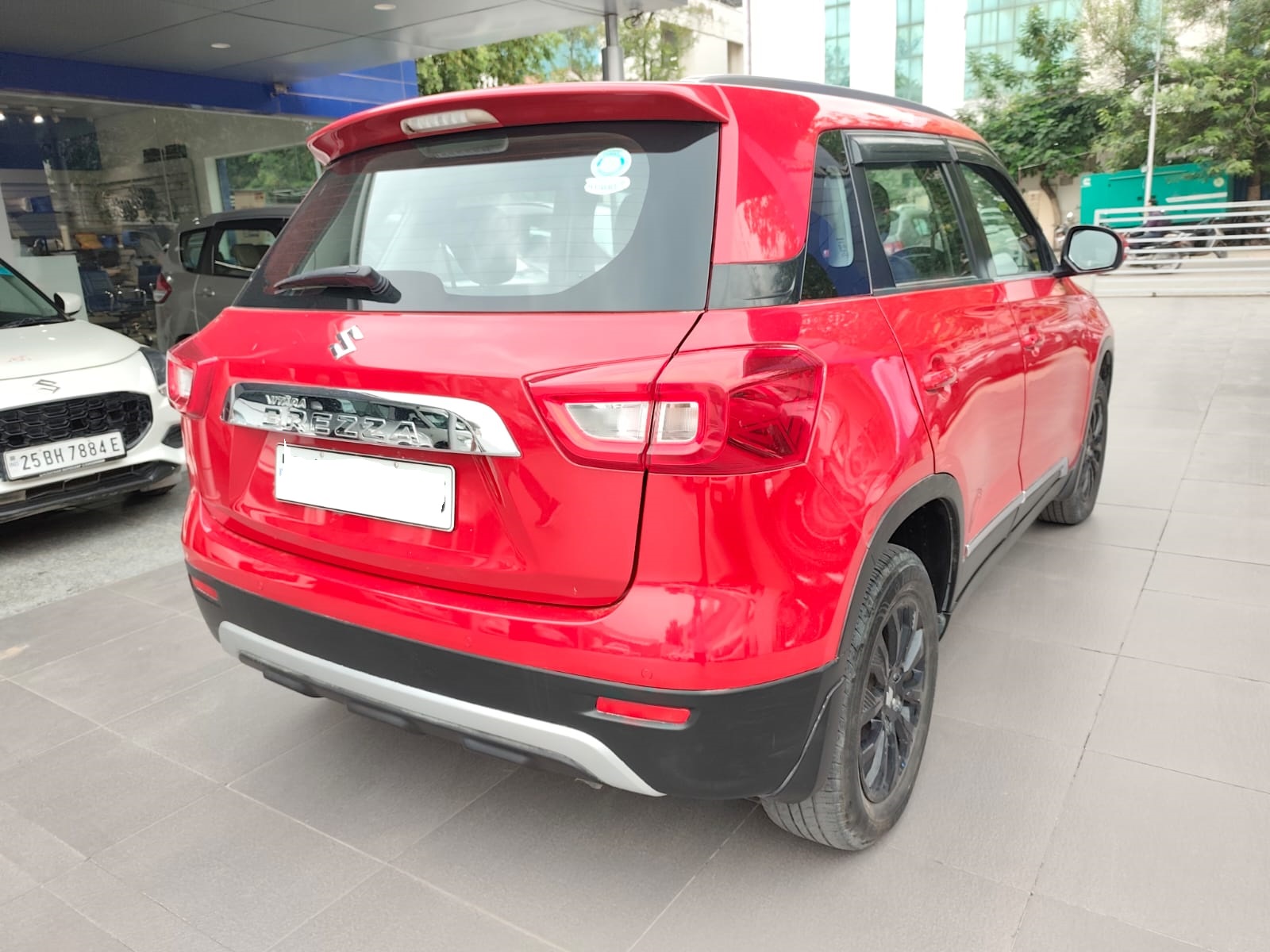 Maruti Suzuki Brezza ZXI