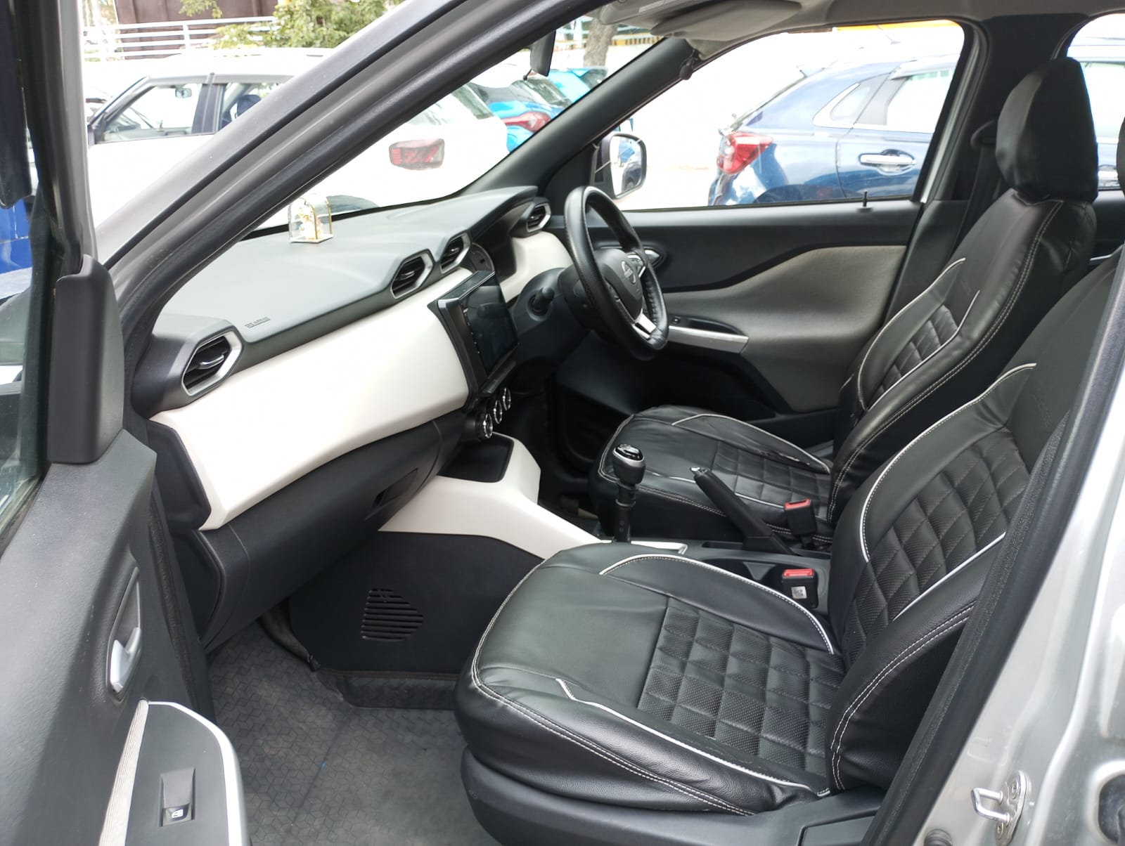 Nissan Motors Nissan Magnite MT XL