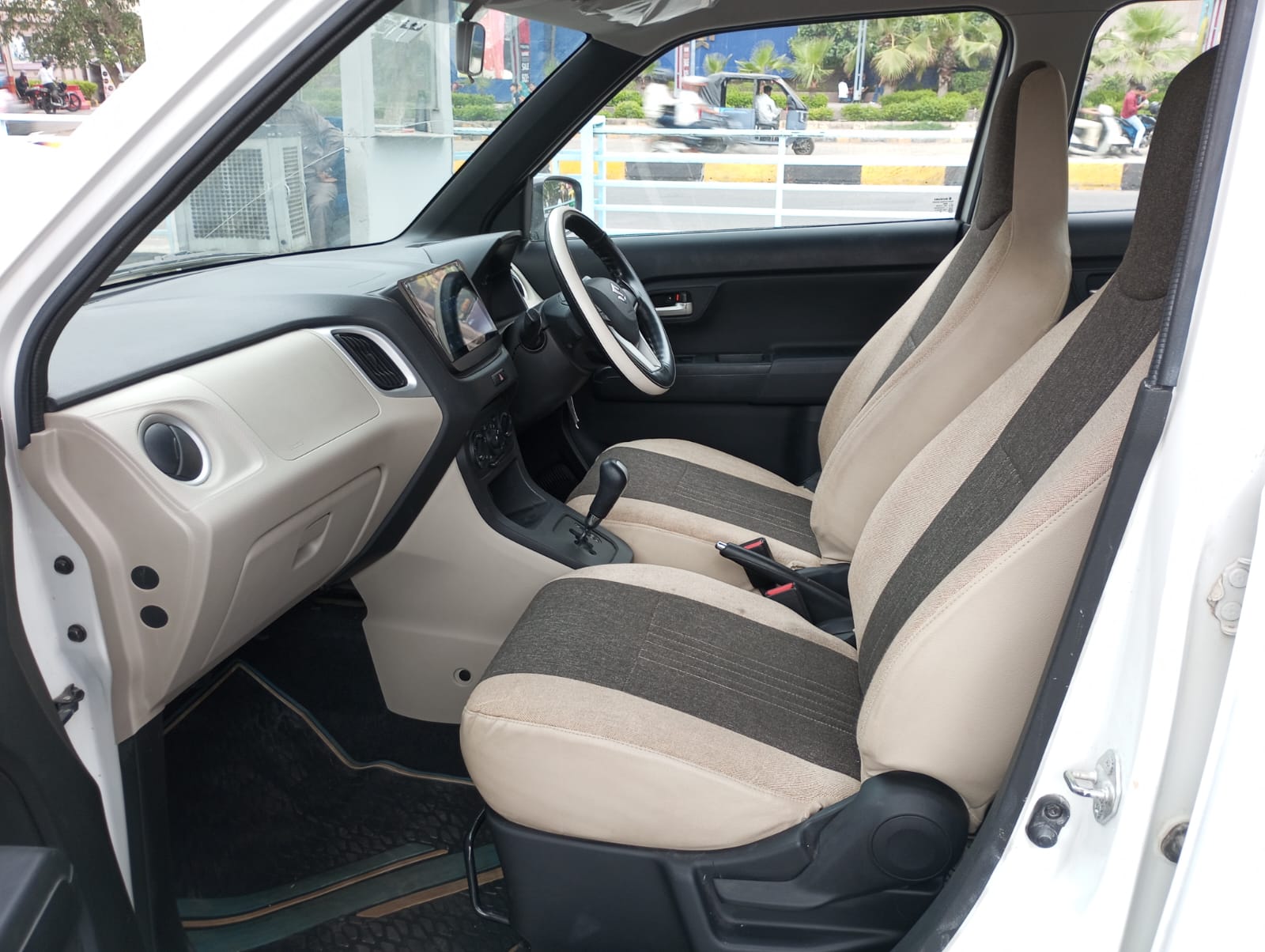 Maruti Suzuki Wagonr Zxi Ags 1 2L