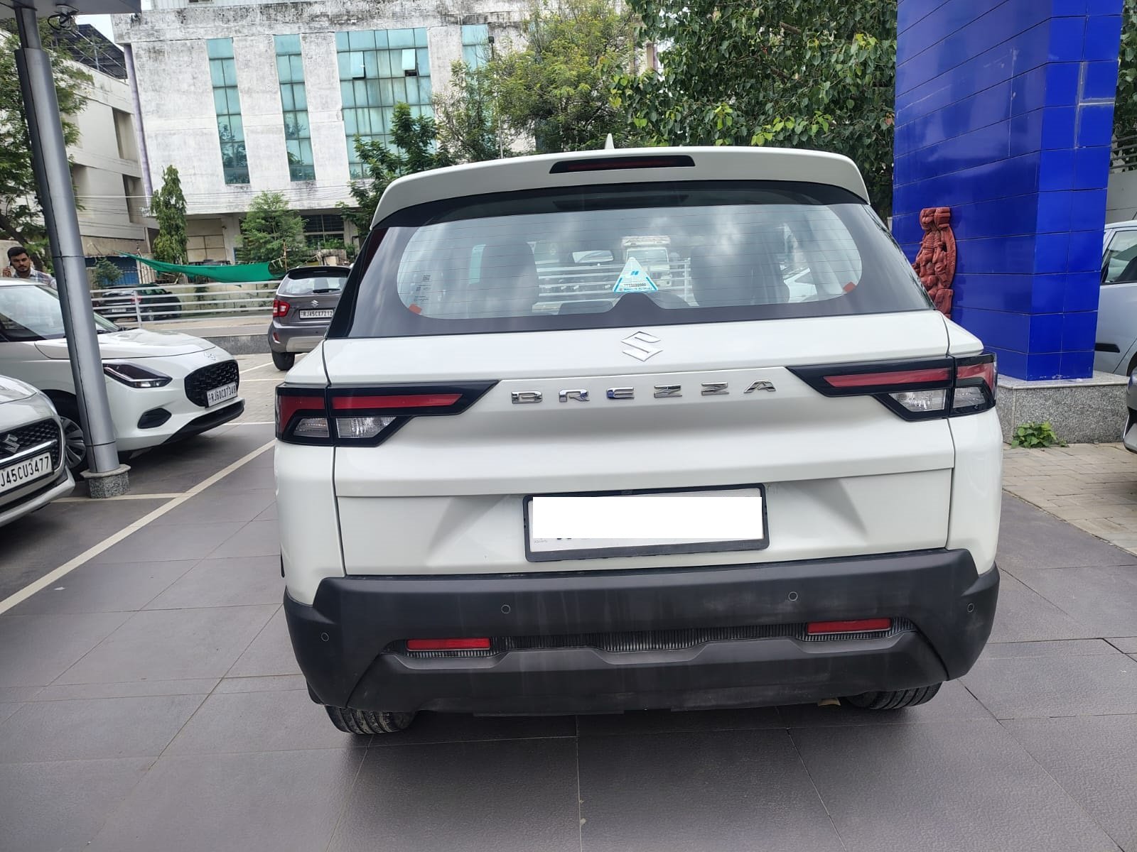 Maruti Suzuki Brezza vxi