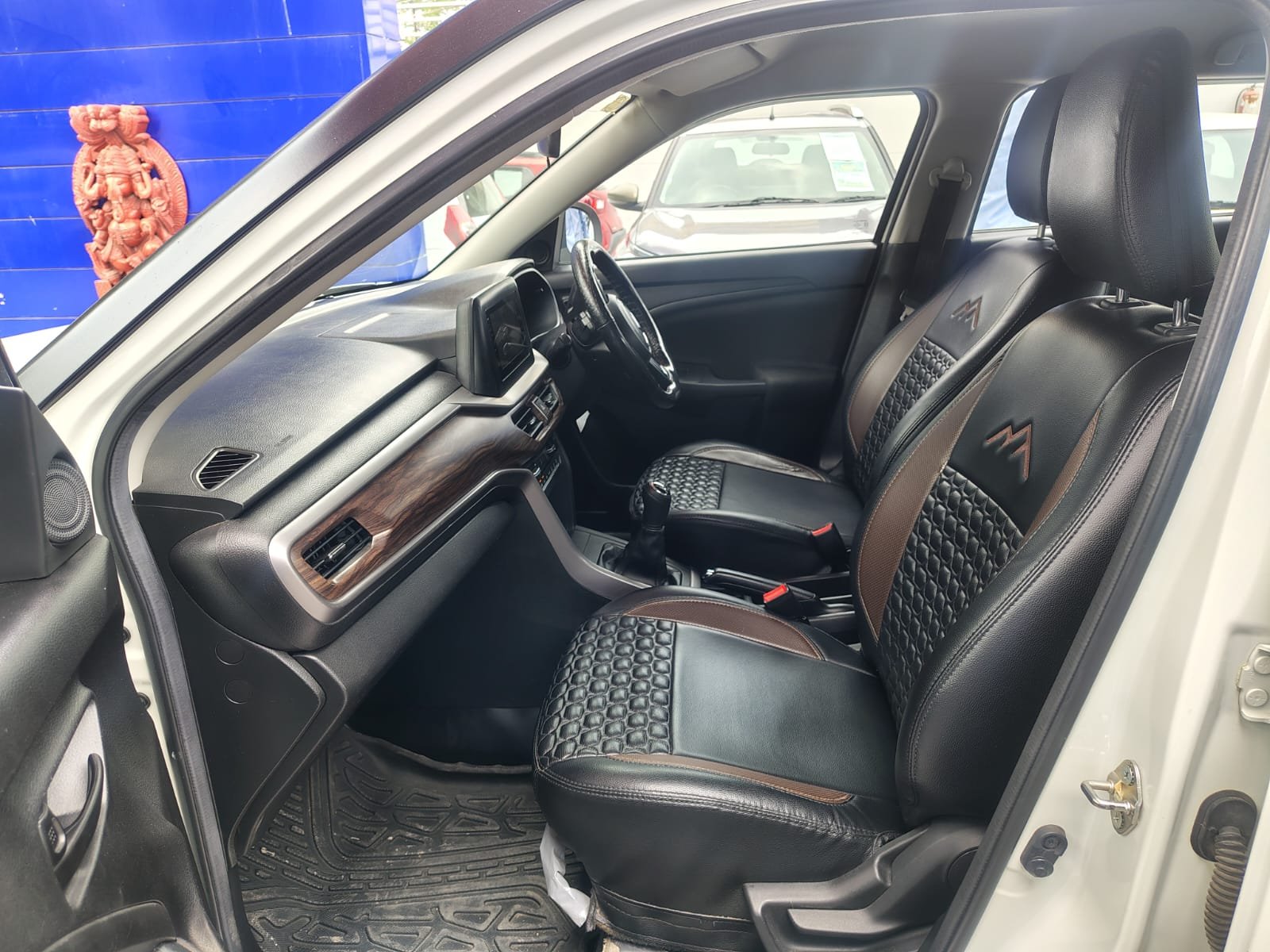 Maruti Suzuki Brezza vxi