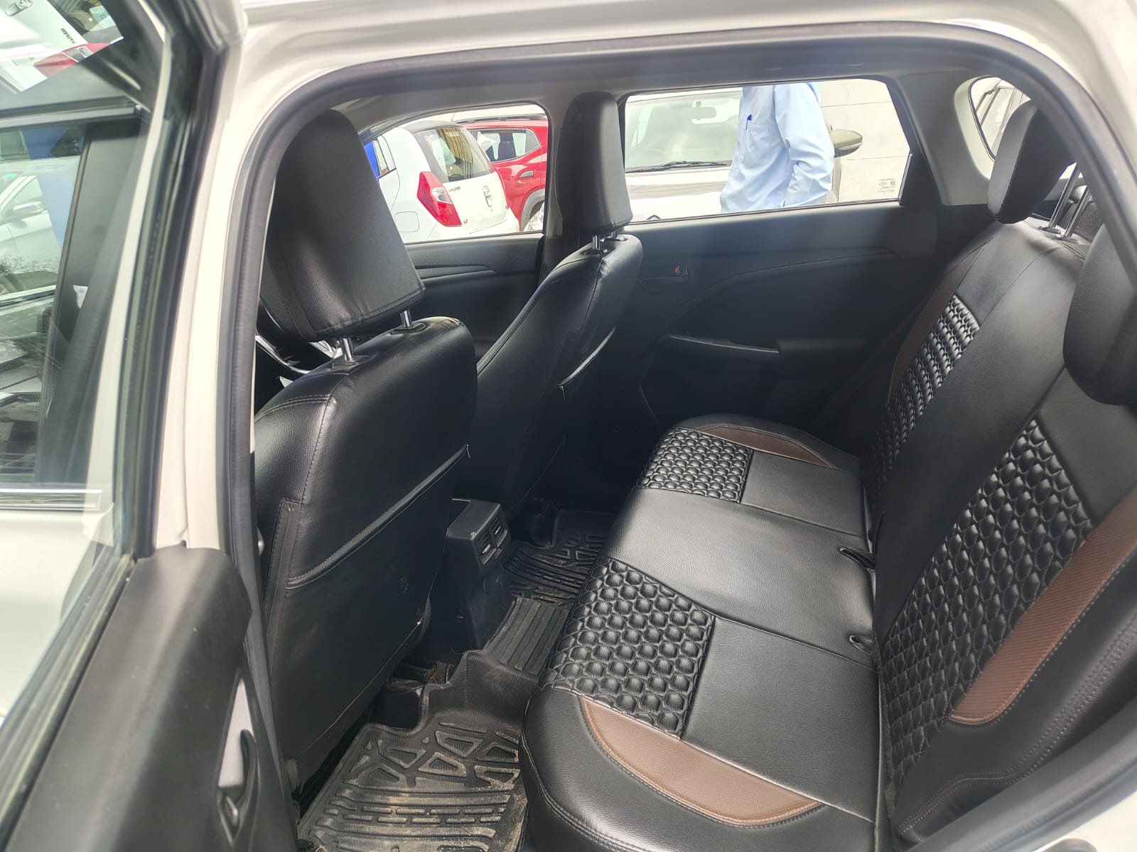 Maruti Suzuki Brezza vxi