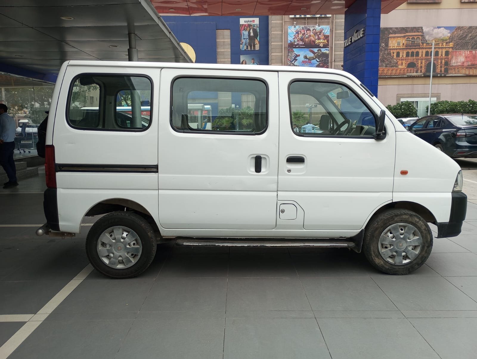 Maruti Suzuki Eeco 5 Str Ac