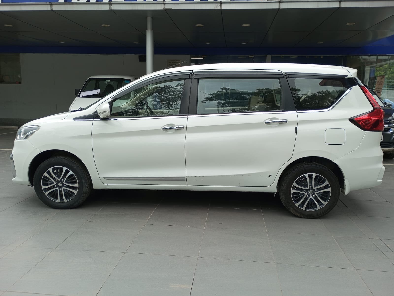 Maruti Suzuki Ertiga Smart Hybrid Zxi+