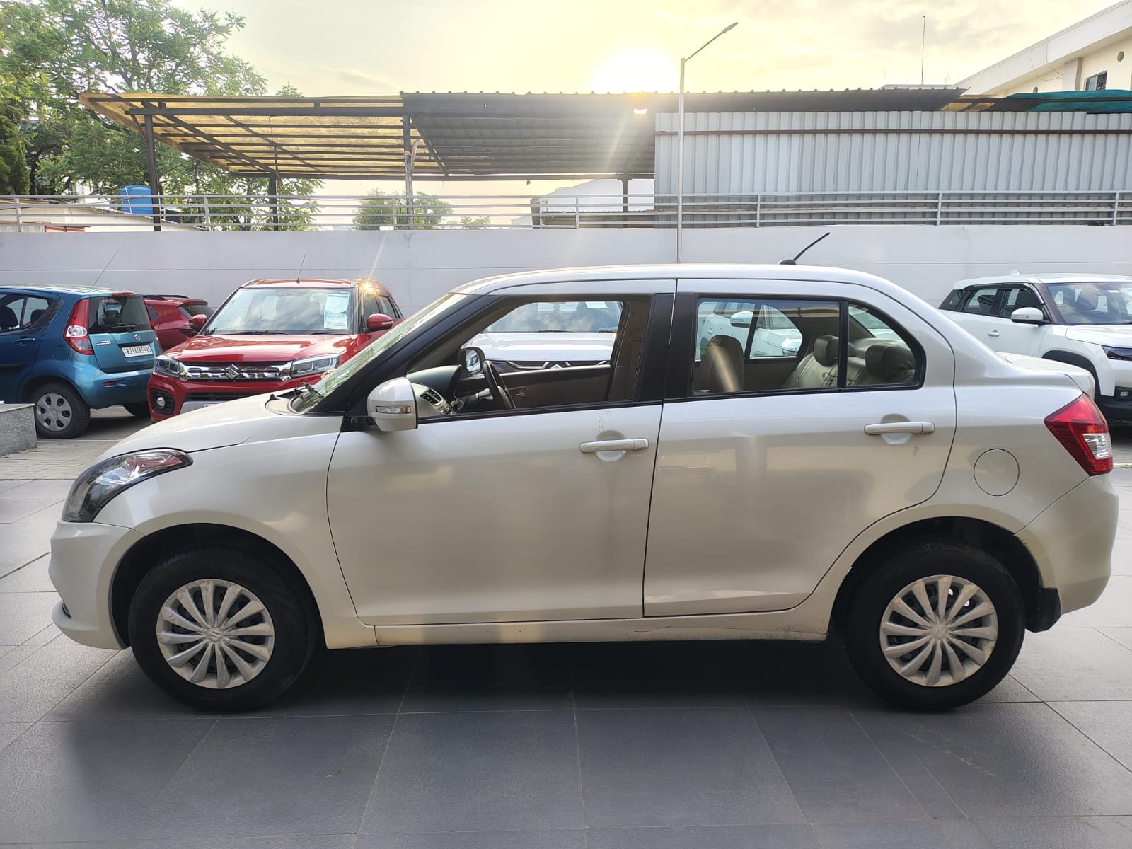 Maruti Suzuki Swift Dzire VXI