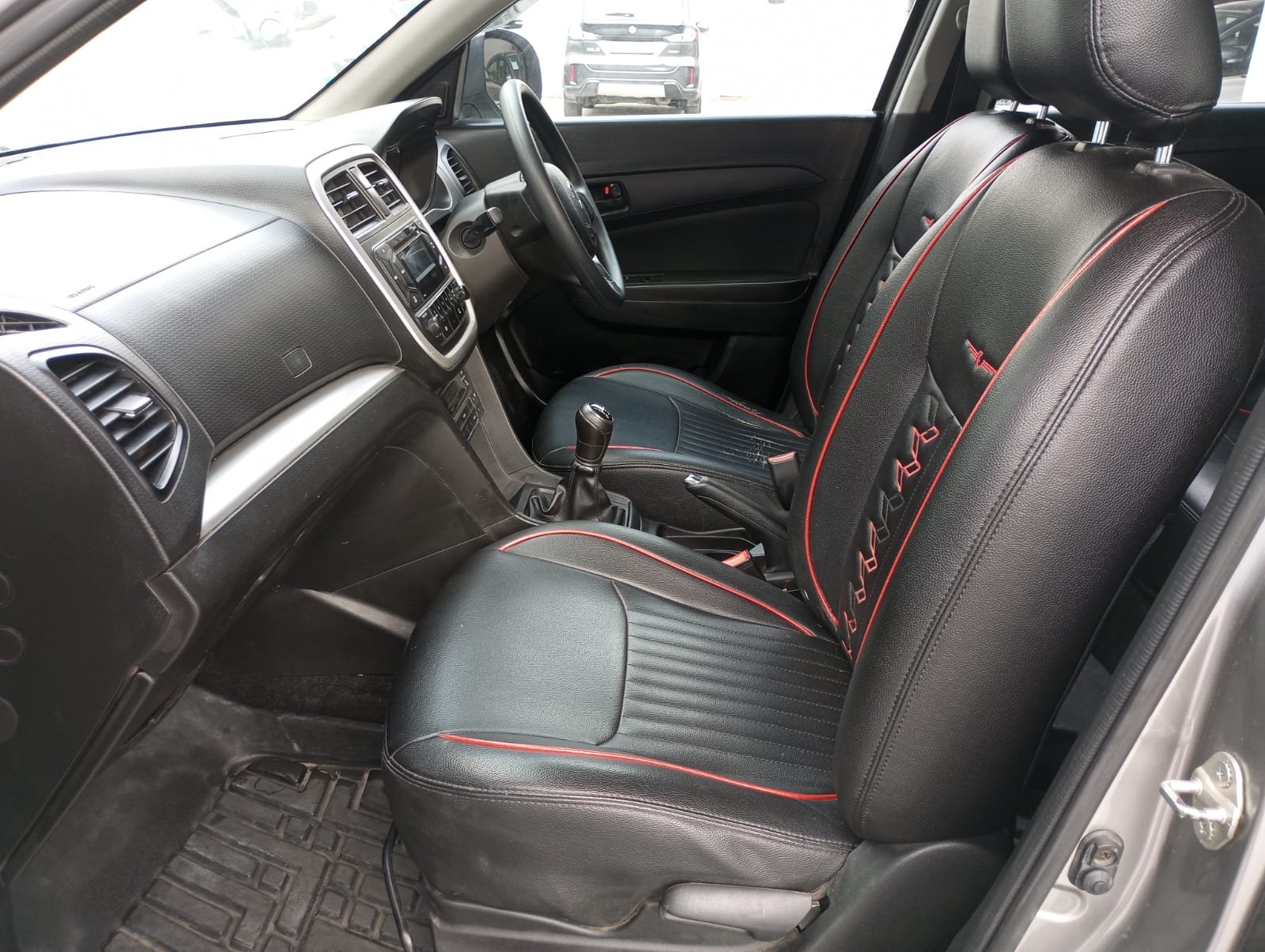 Maruti Suzuki V Brezza Vxi