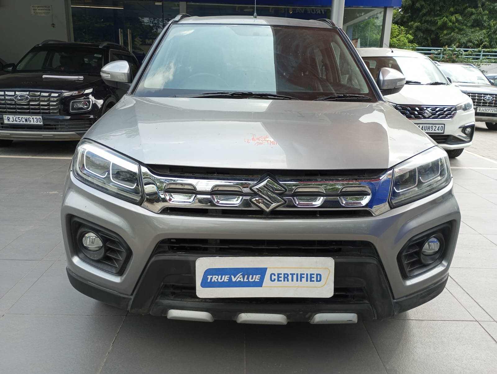 Maruti Suzuki V Brezza Vxi