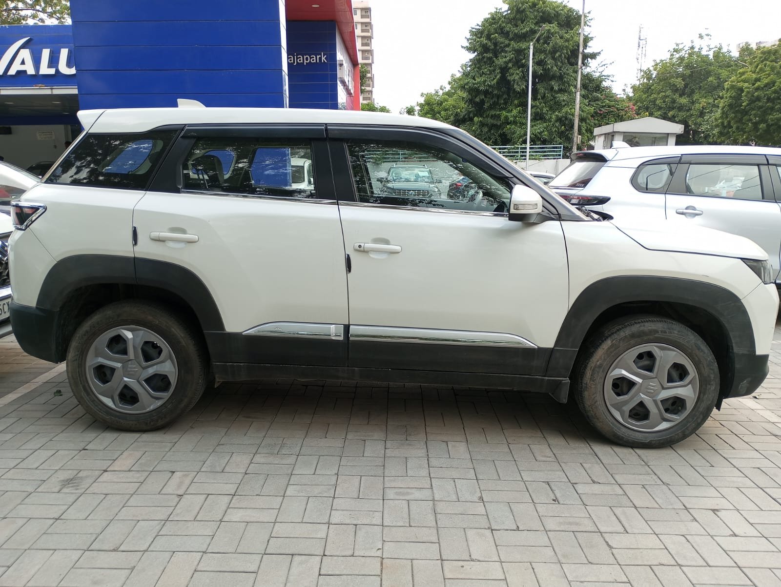 Maruti Suzuki Brezza Vxi