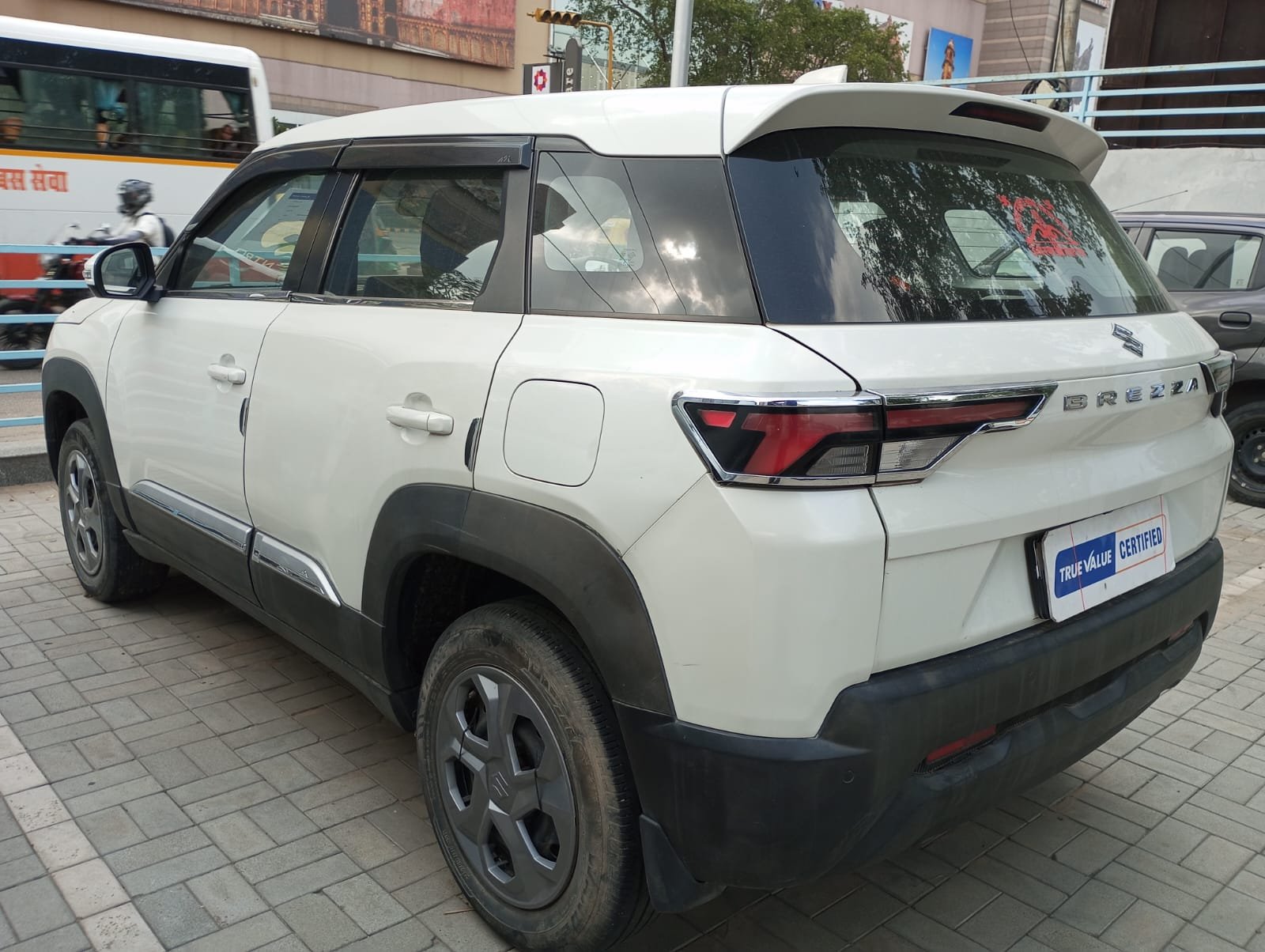 Maruti Suzuki Brezza Vxi