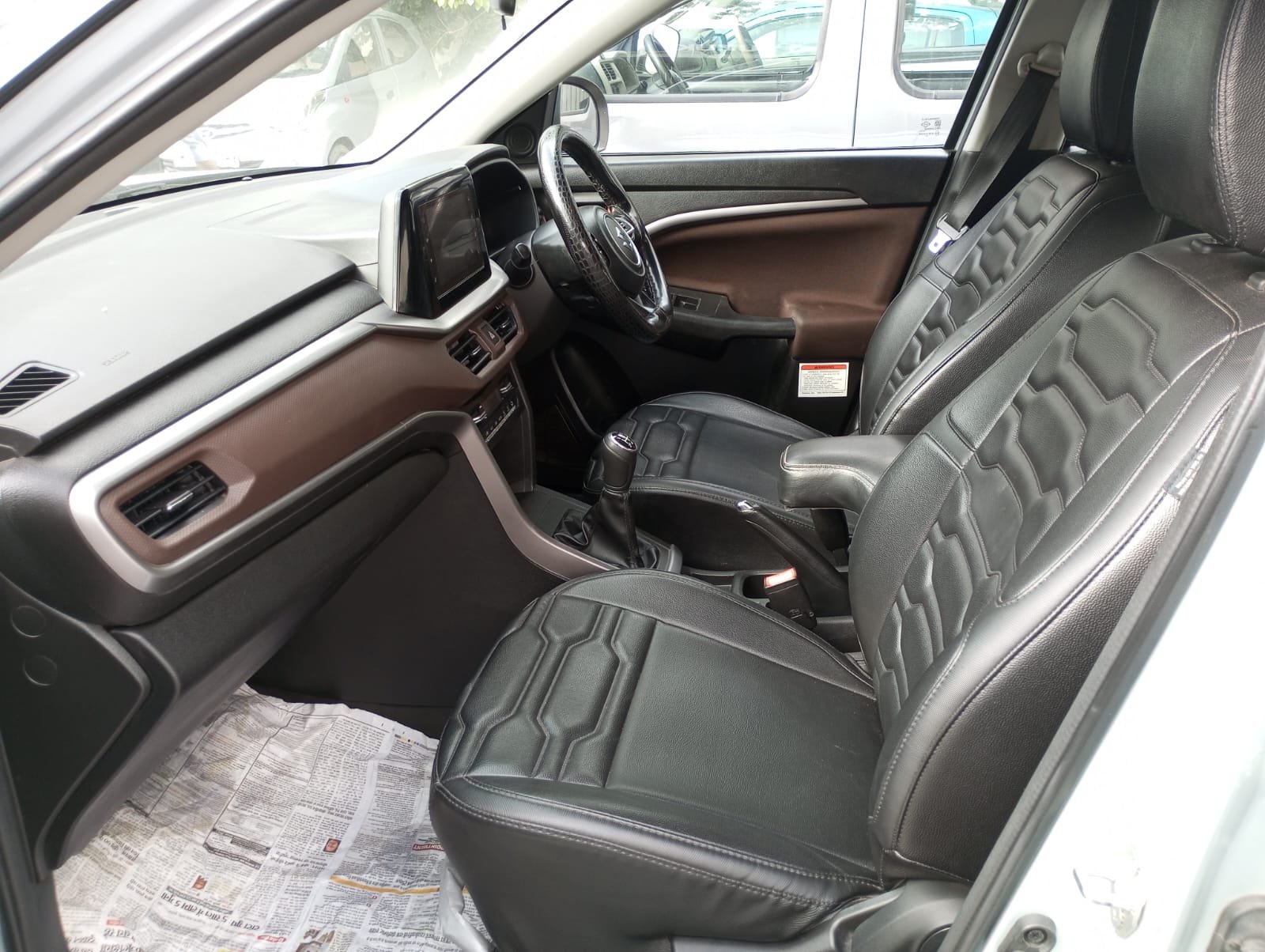 Maruti Suzuki Brezza Zxi O Cng