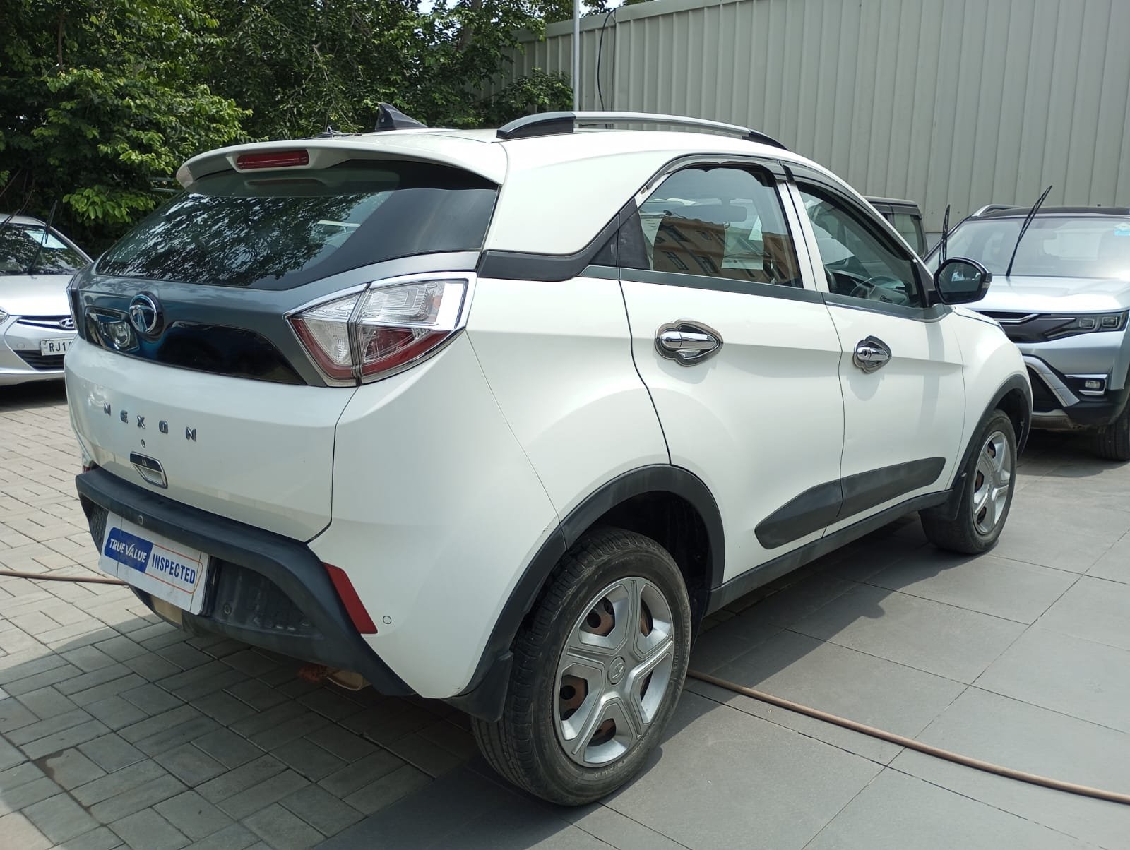 Tata Motor Tata Nexon XE 1.2 RTN BS4