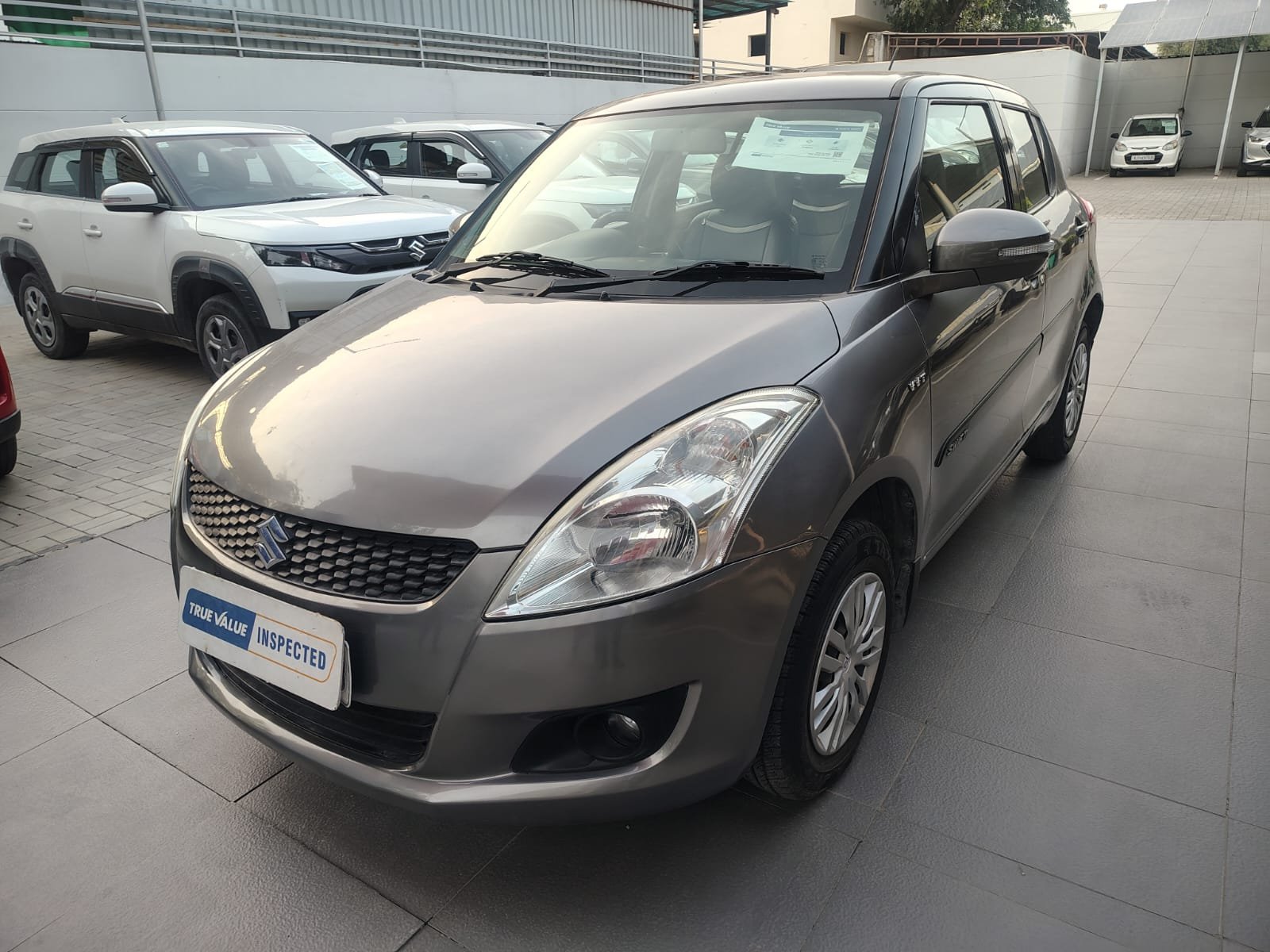 Maruti Suzuki Swift Vxi