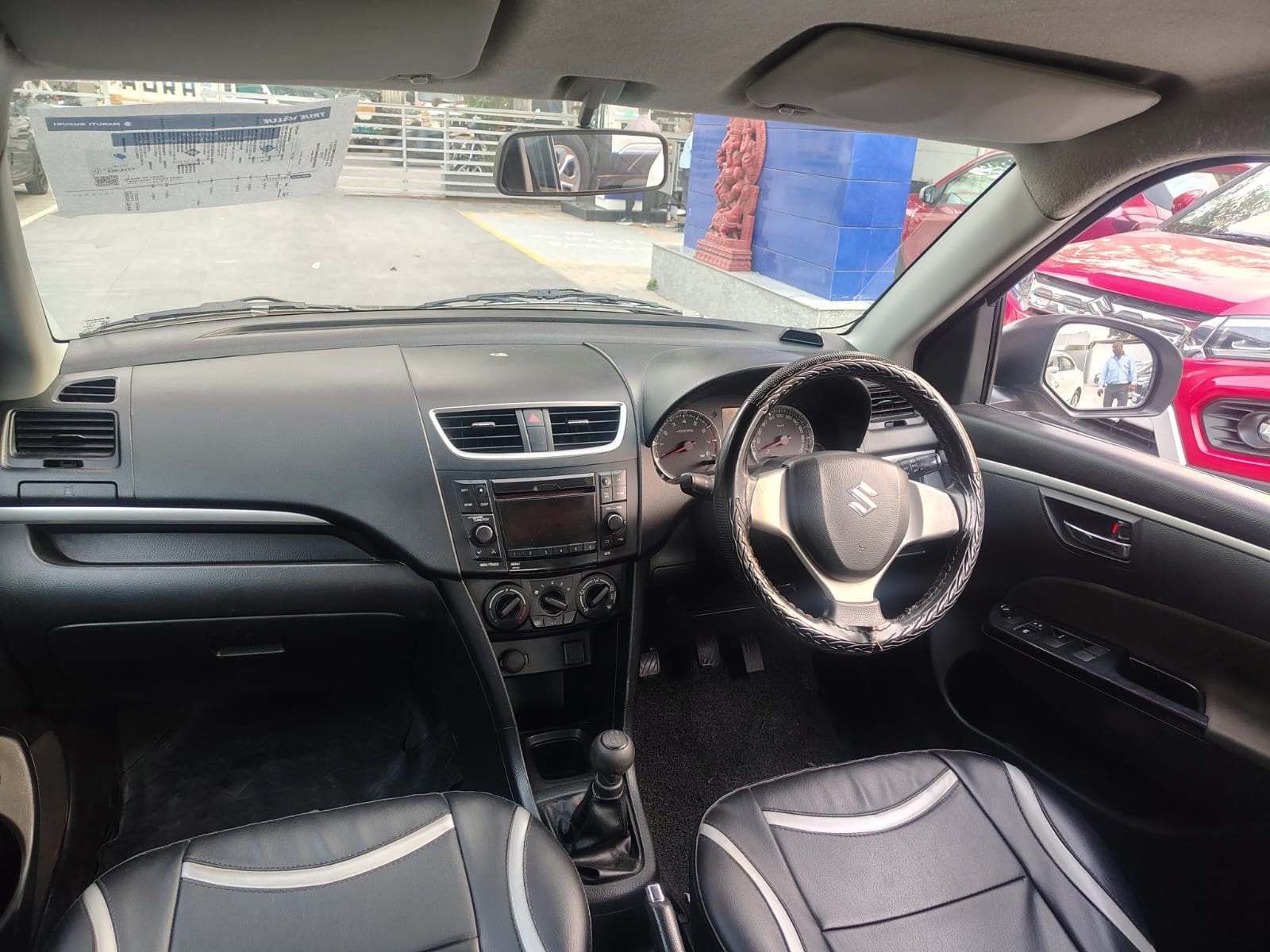 Maruti Suzuki Swift Vxi