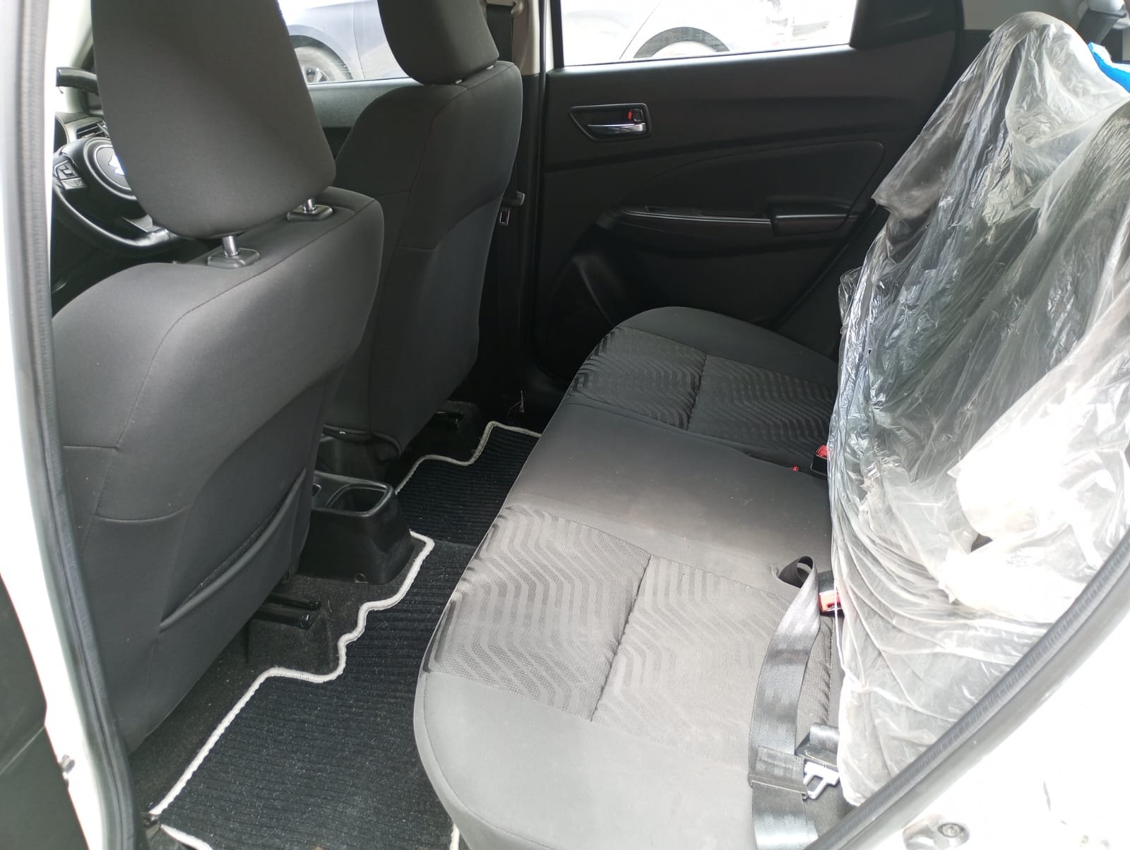 Maruti Suzuki Swift VXI