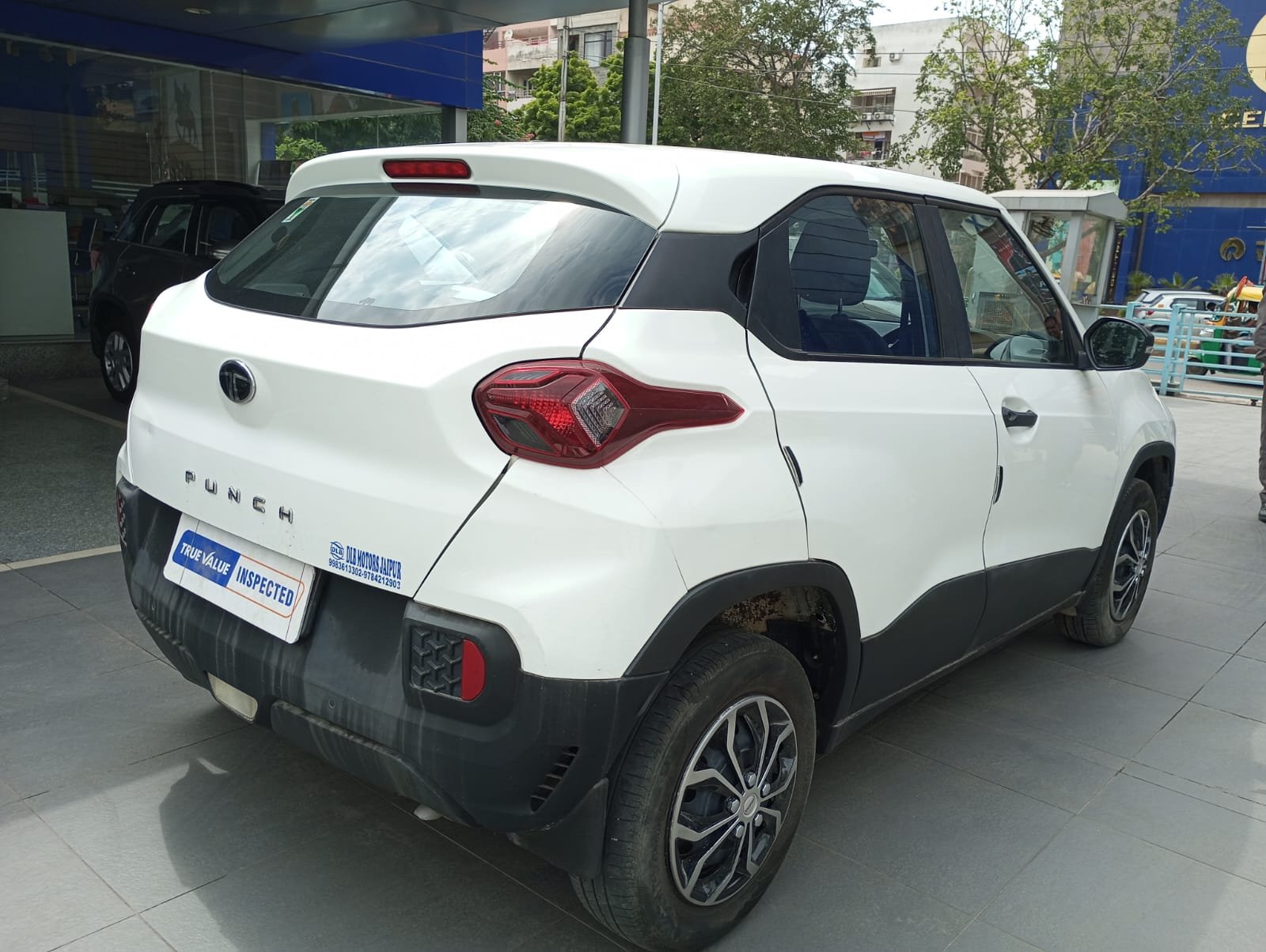Tata Motors Punch Pur 1.2P MT BS6PH2