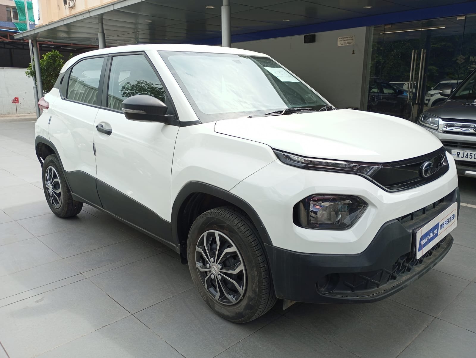 Tata Motors Punch Pur 1.2P MT BS6PH2