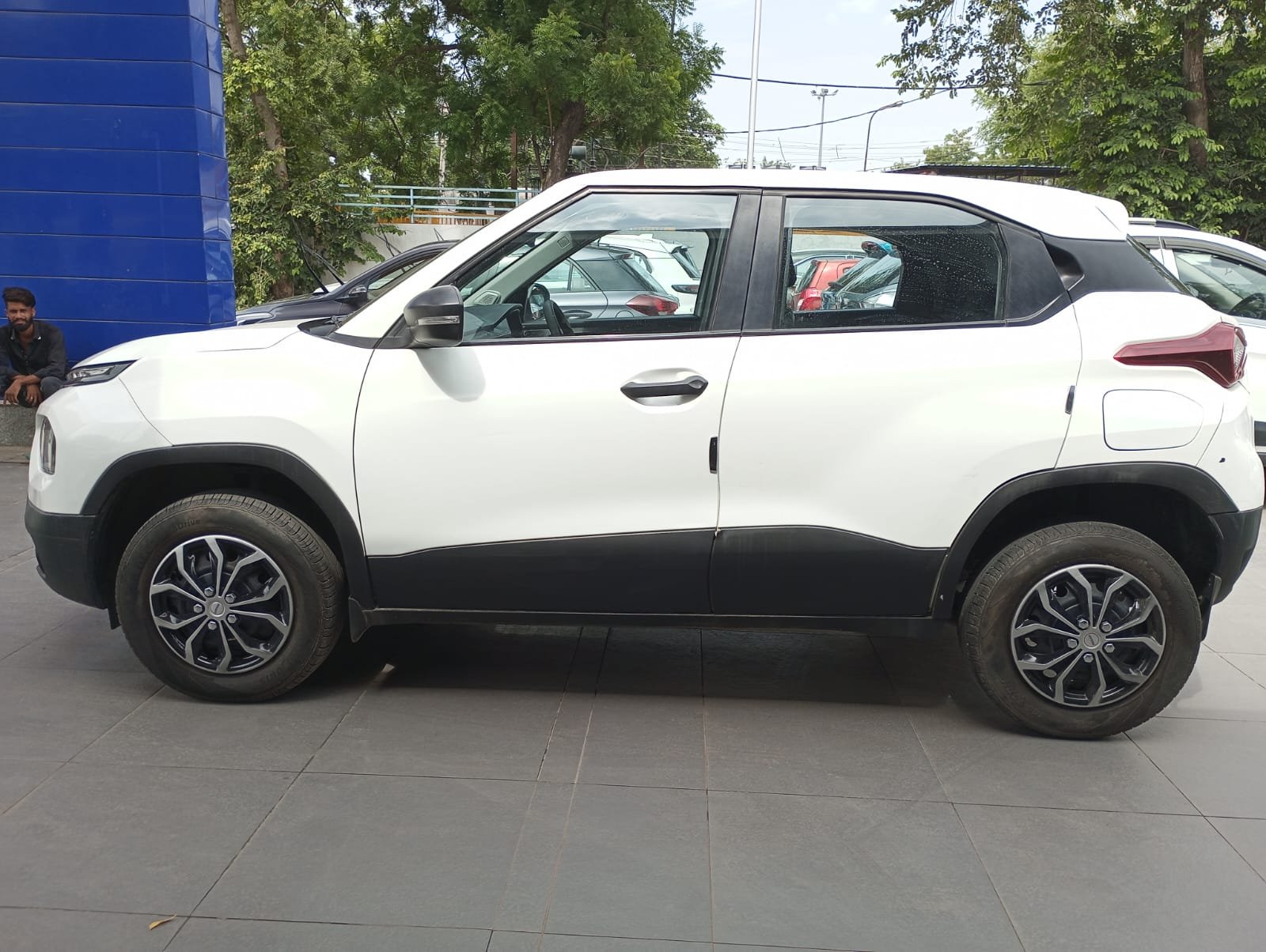 Tata Motors Punch Pur 1.2P MT BS6PH2