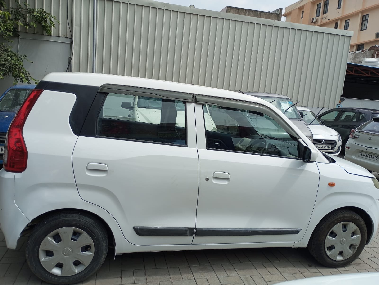 Maruti Suzuki Wagonr VXI CNG ( RTO APPROVED)