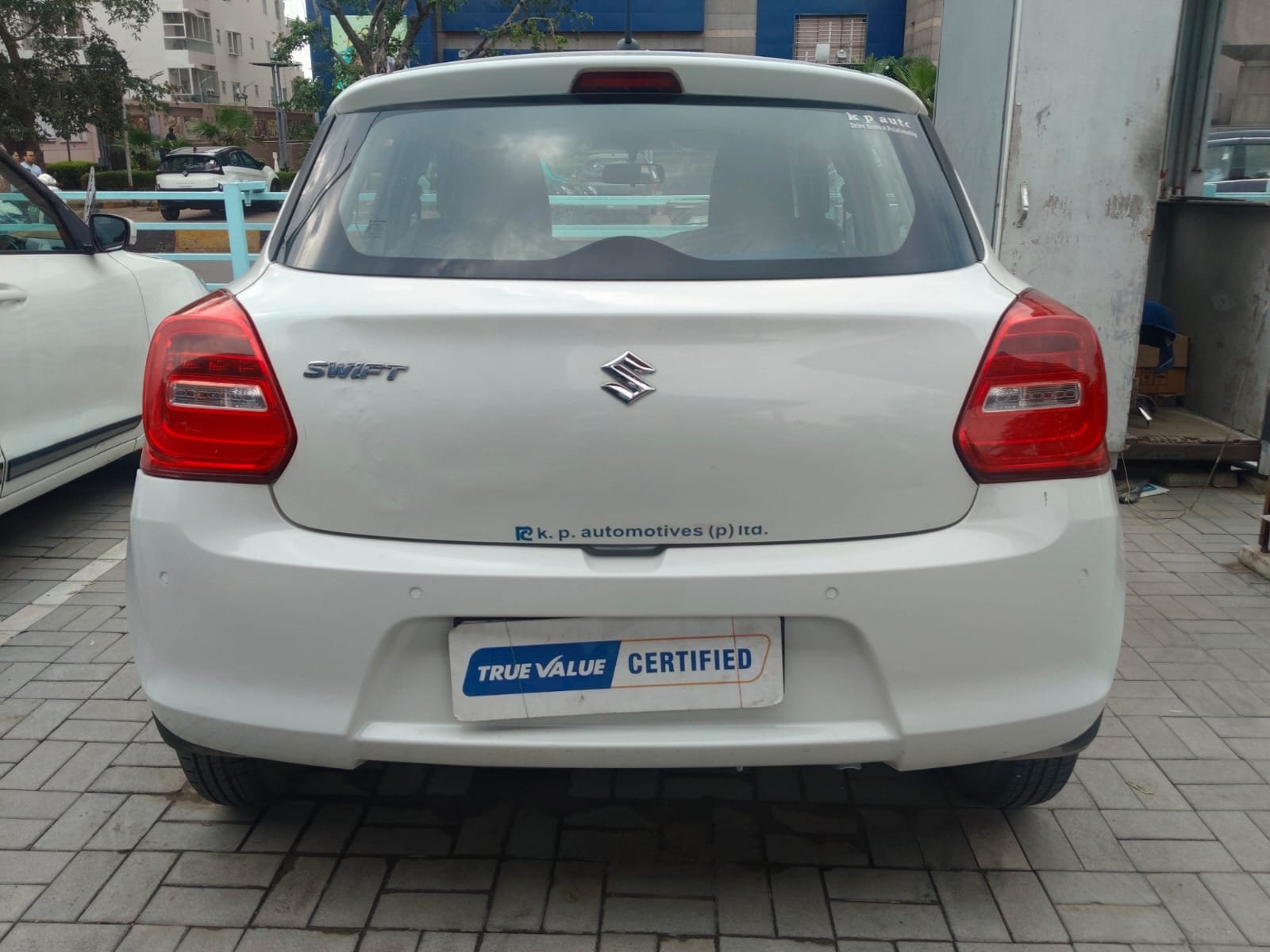 Maruti Suzuki Swift VXI