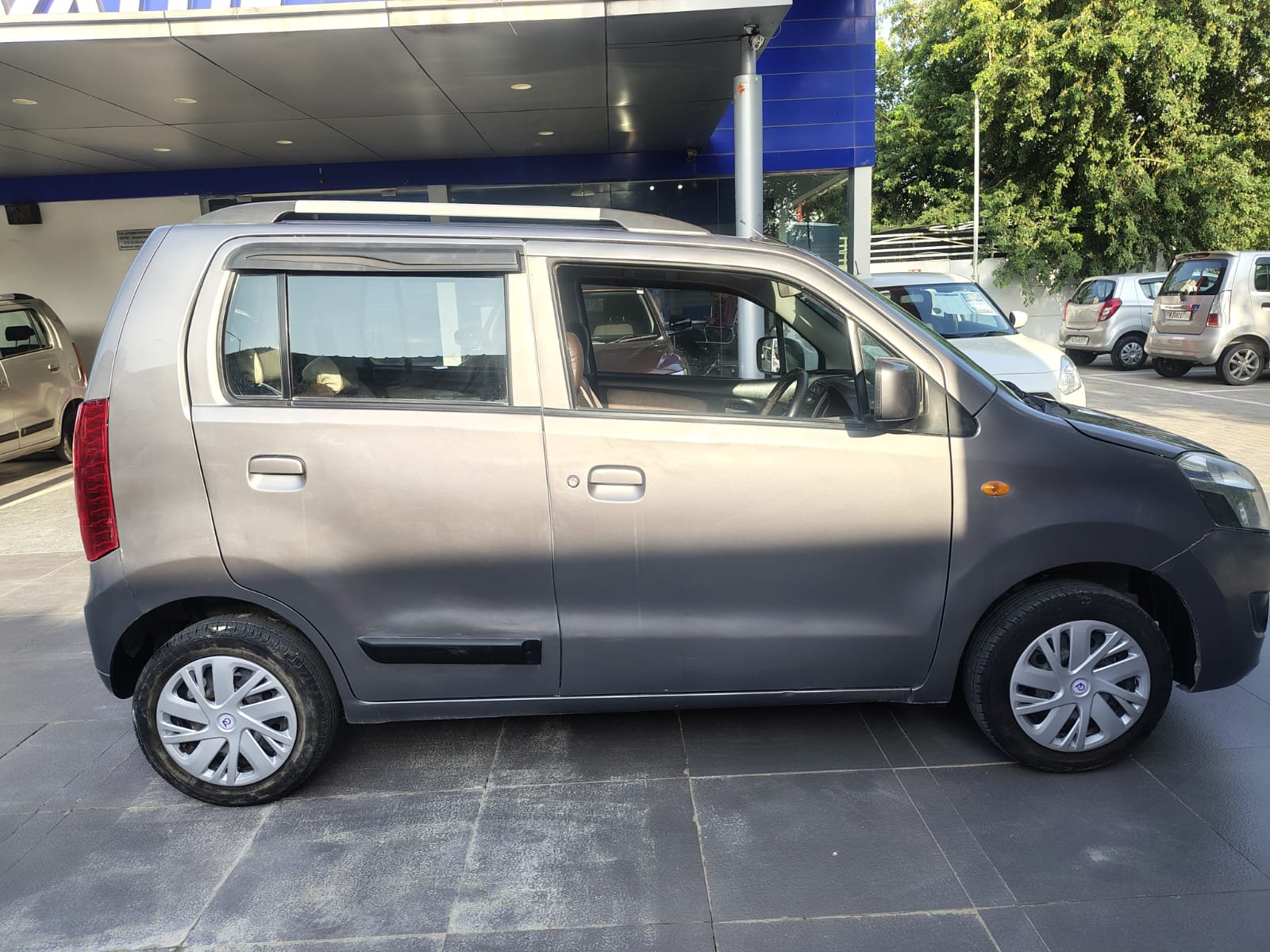 Maruti Suzuki Wagon r vxi