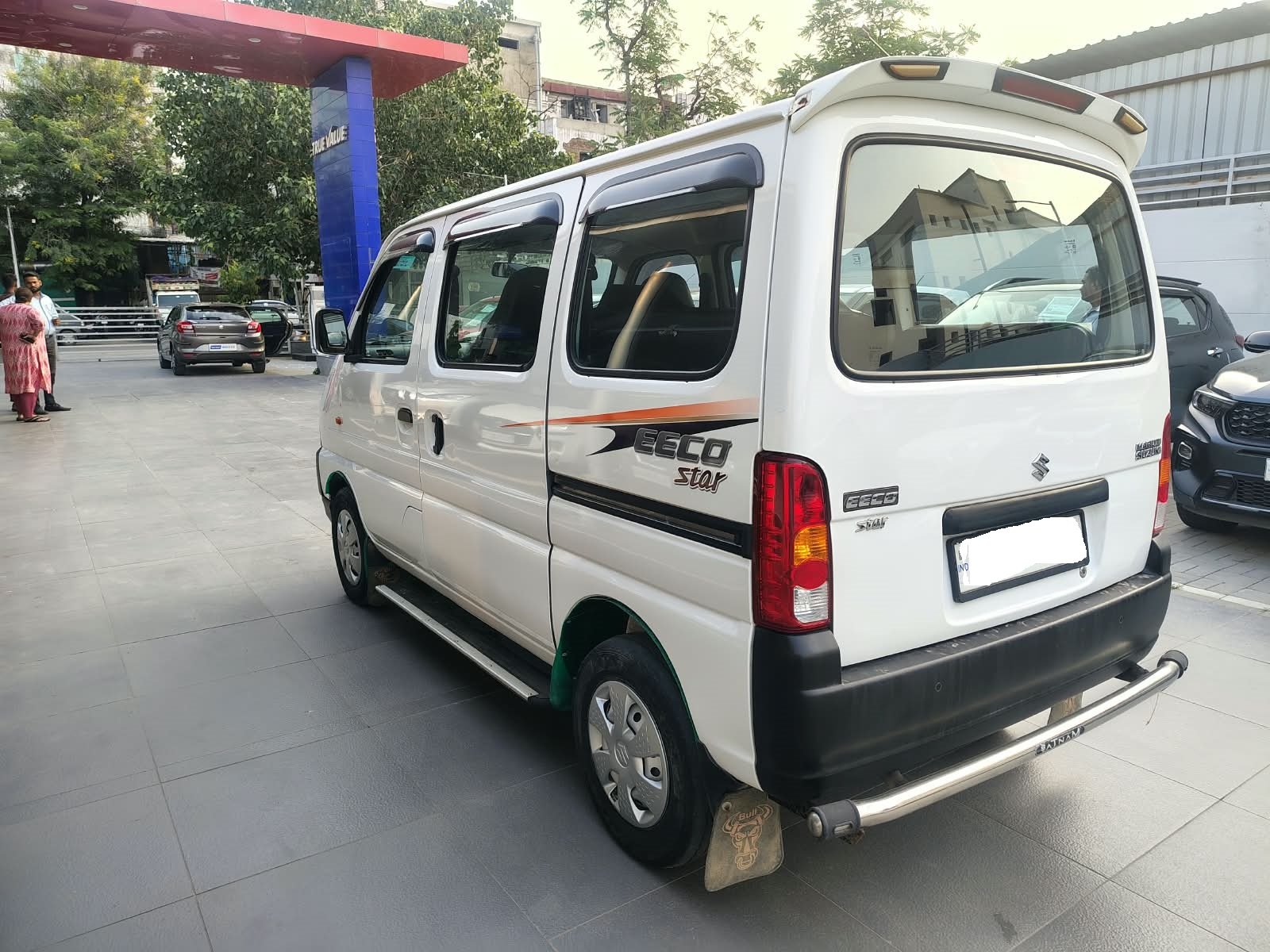 Maruti Suzuki Eeco 5 STR AC