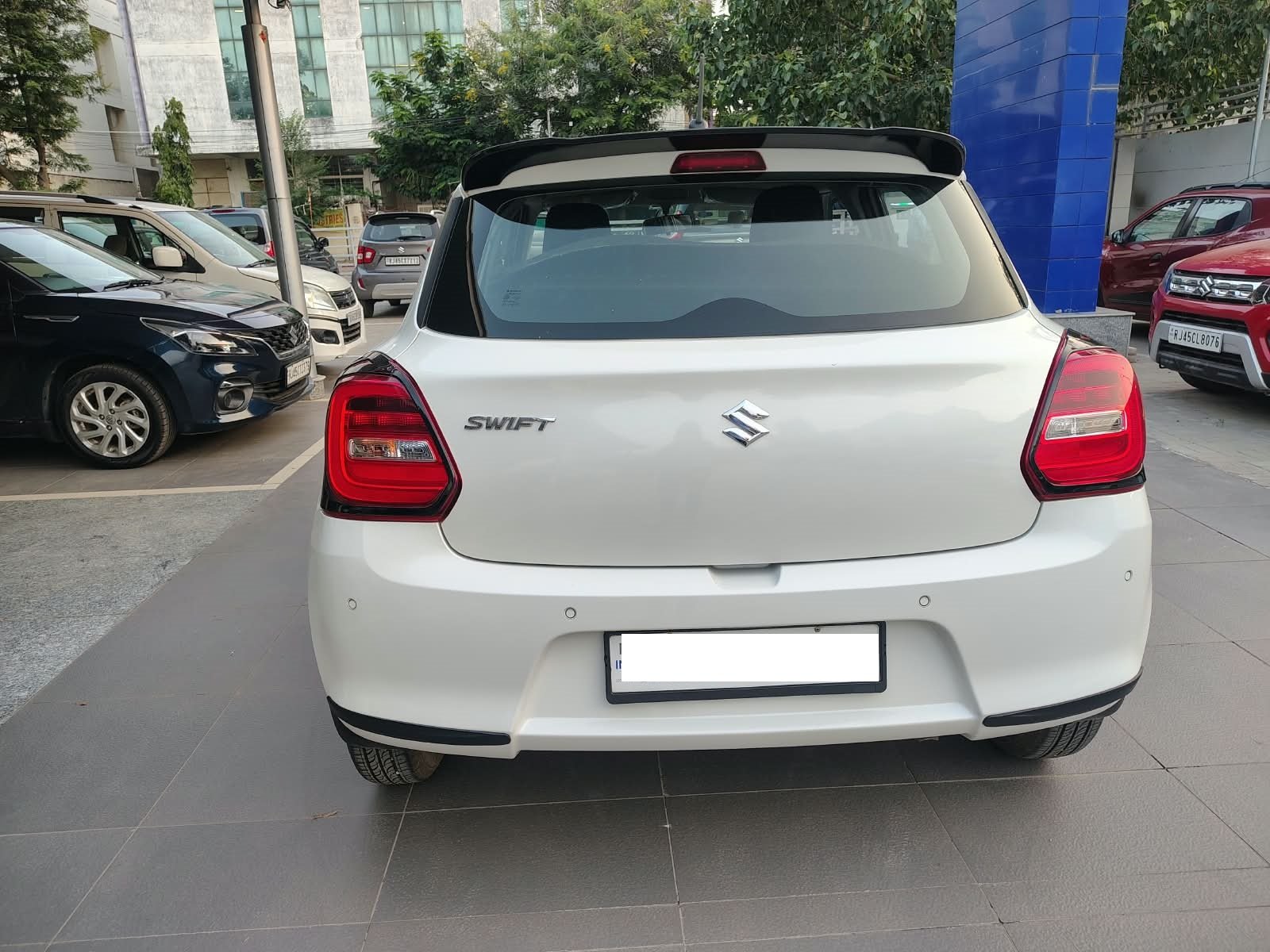 Maruti Suzuki Swift VXI
