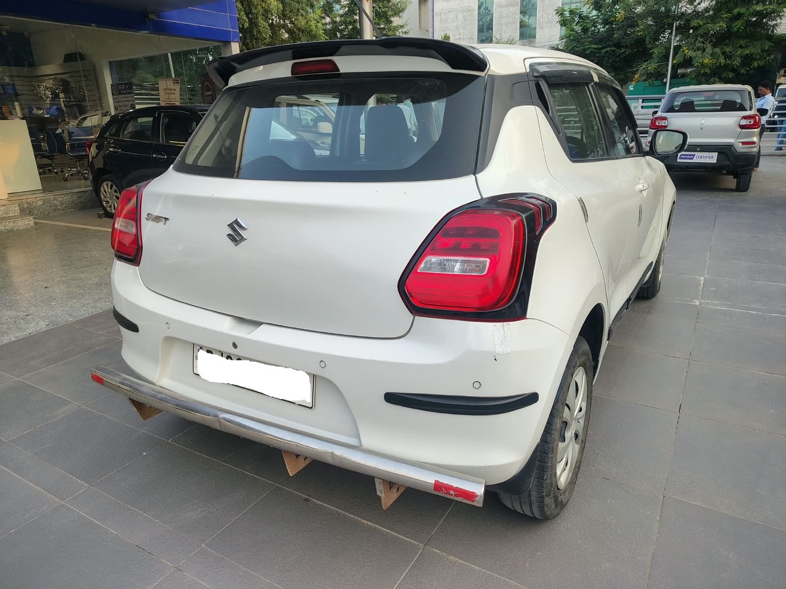 Maruti Suzuki Swift VXI